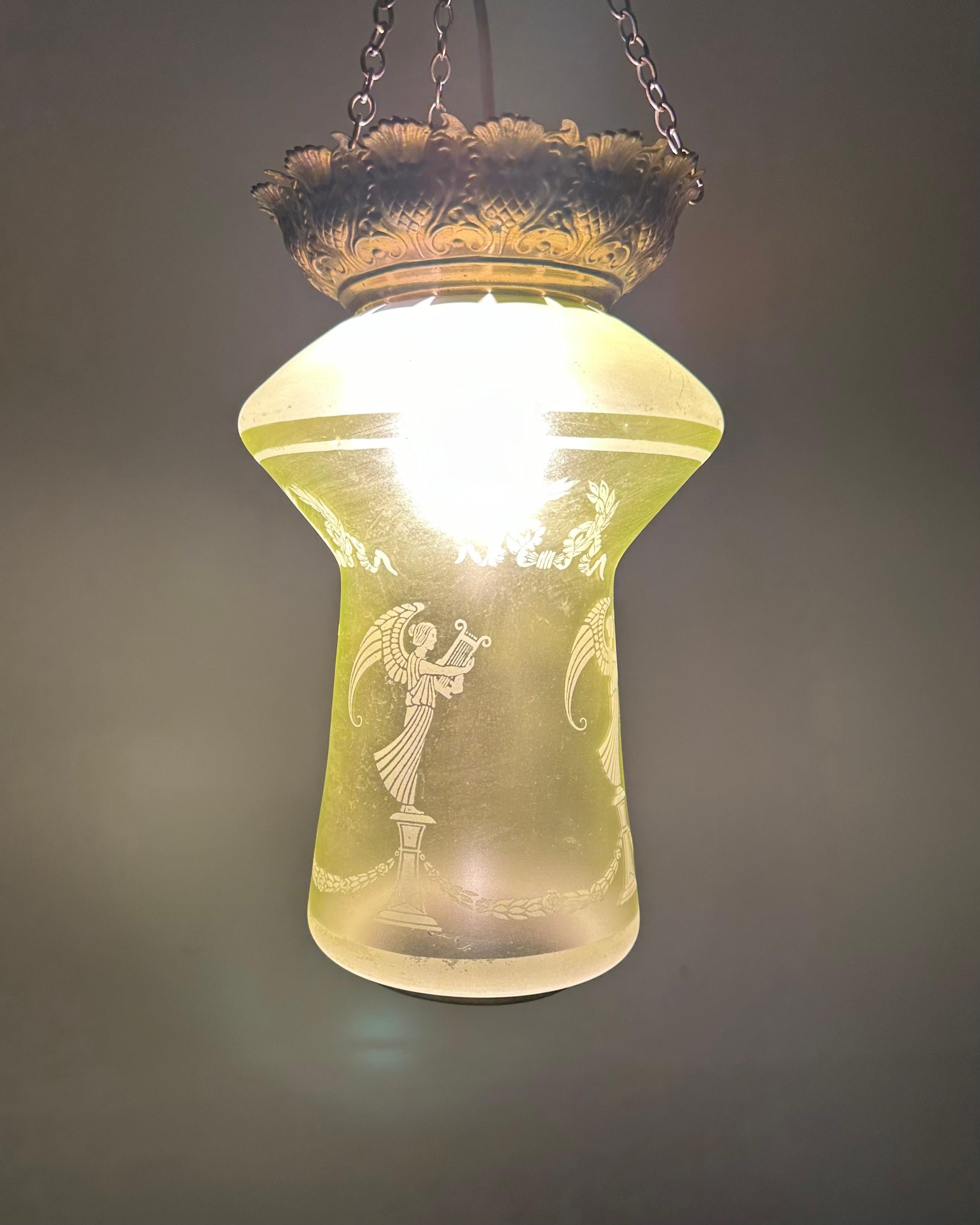 Antique Victorian era Graved Glass & Brass Stairwell or Hallway Pendant Light For Sale 9