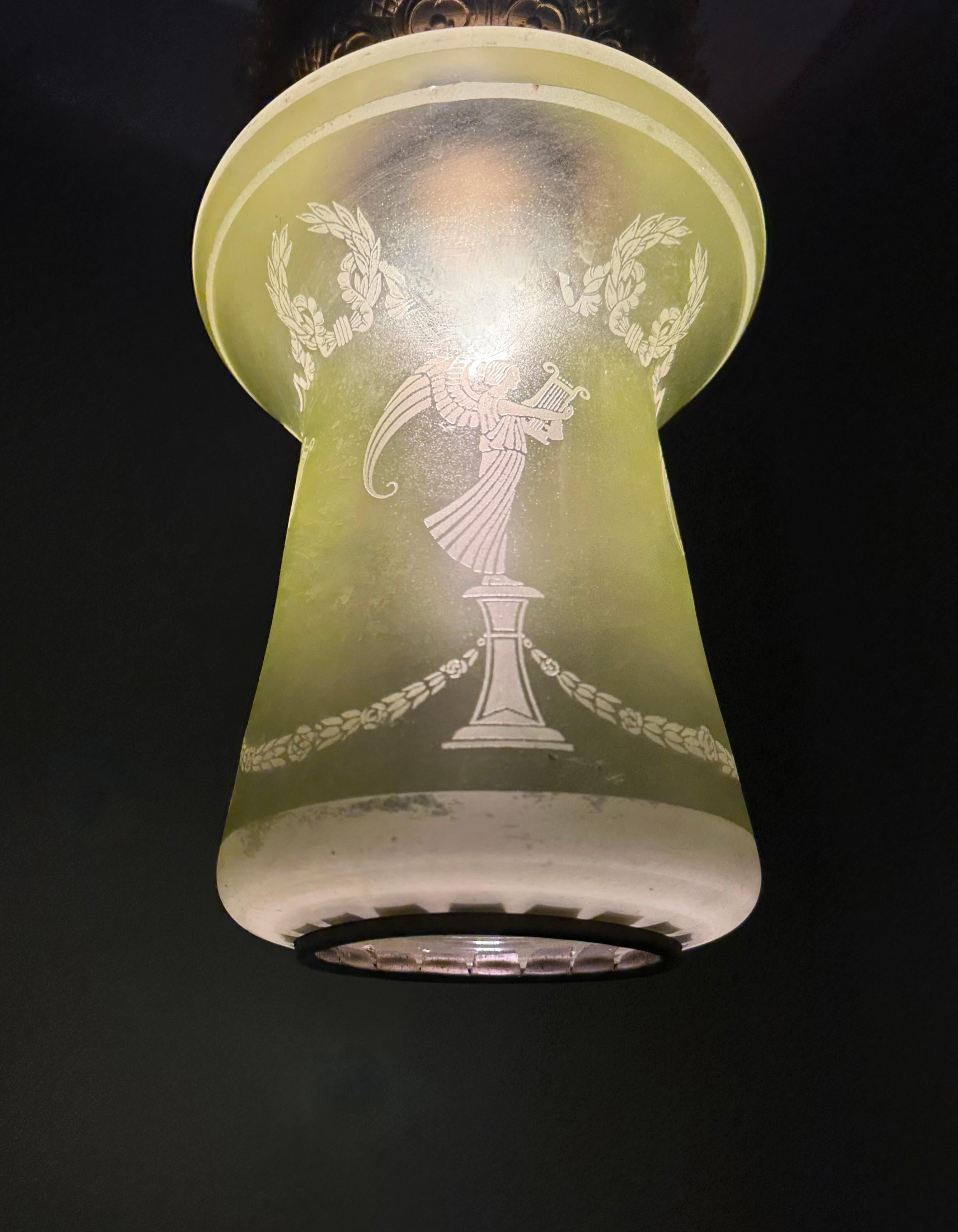 Antique Victorian era Graved Glass & Brass Stairwell or Hallway Pendant Light For Sale 12