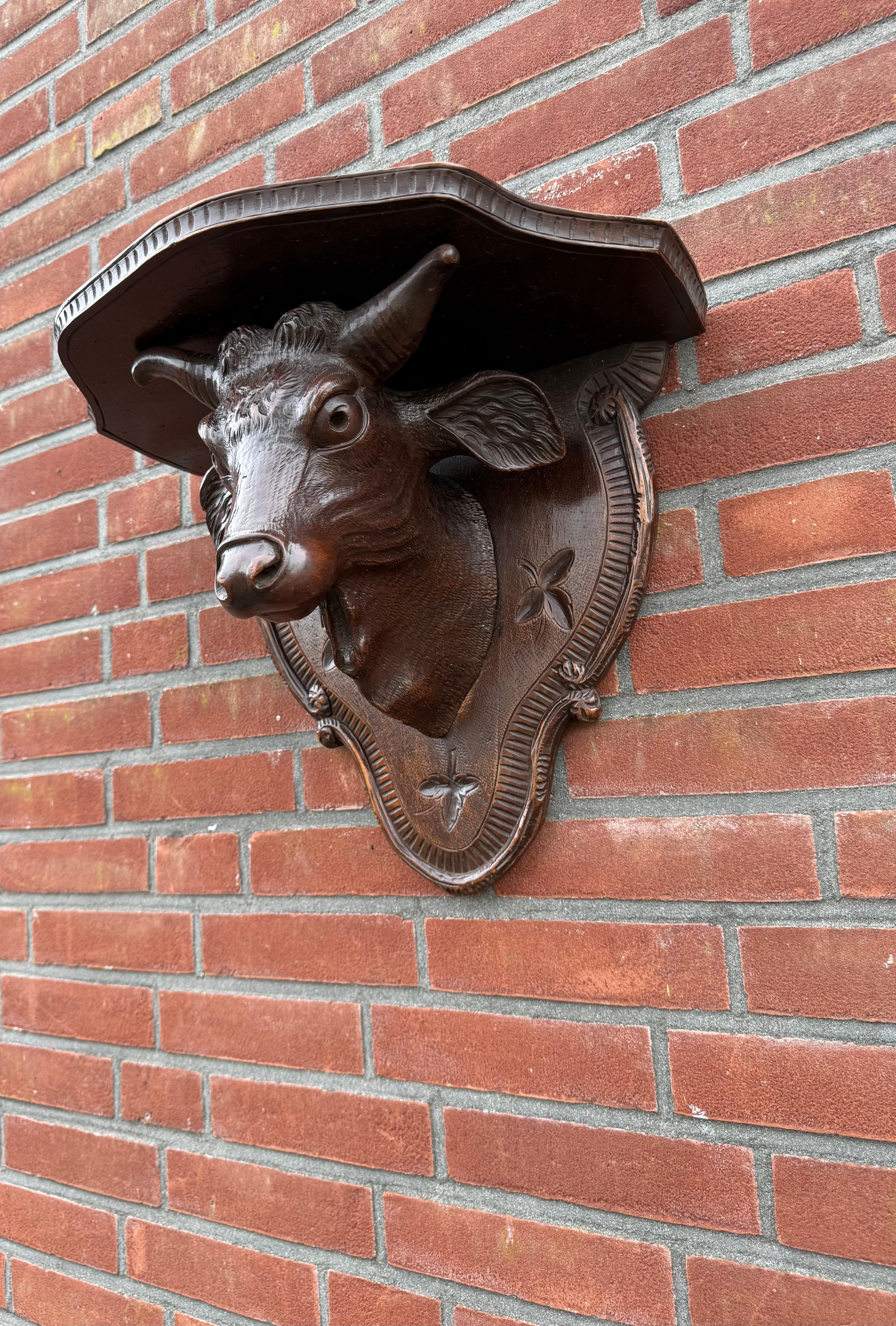 Antique Victorian era Hand Carved Black Forest Bull Sculpture Wall Bracket For Sale 10