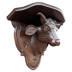 Antike viktorianische Ära Hand geschnitzt Black Forest Stier Skulptur Wandhalterung
