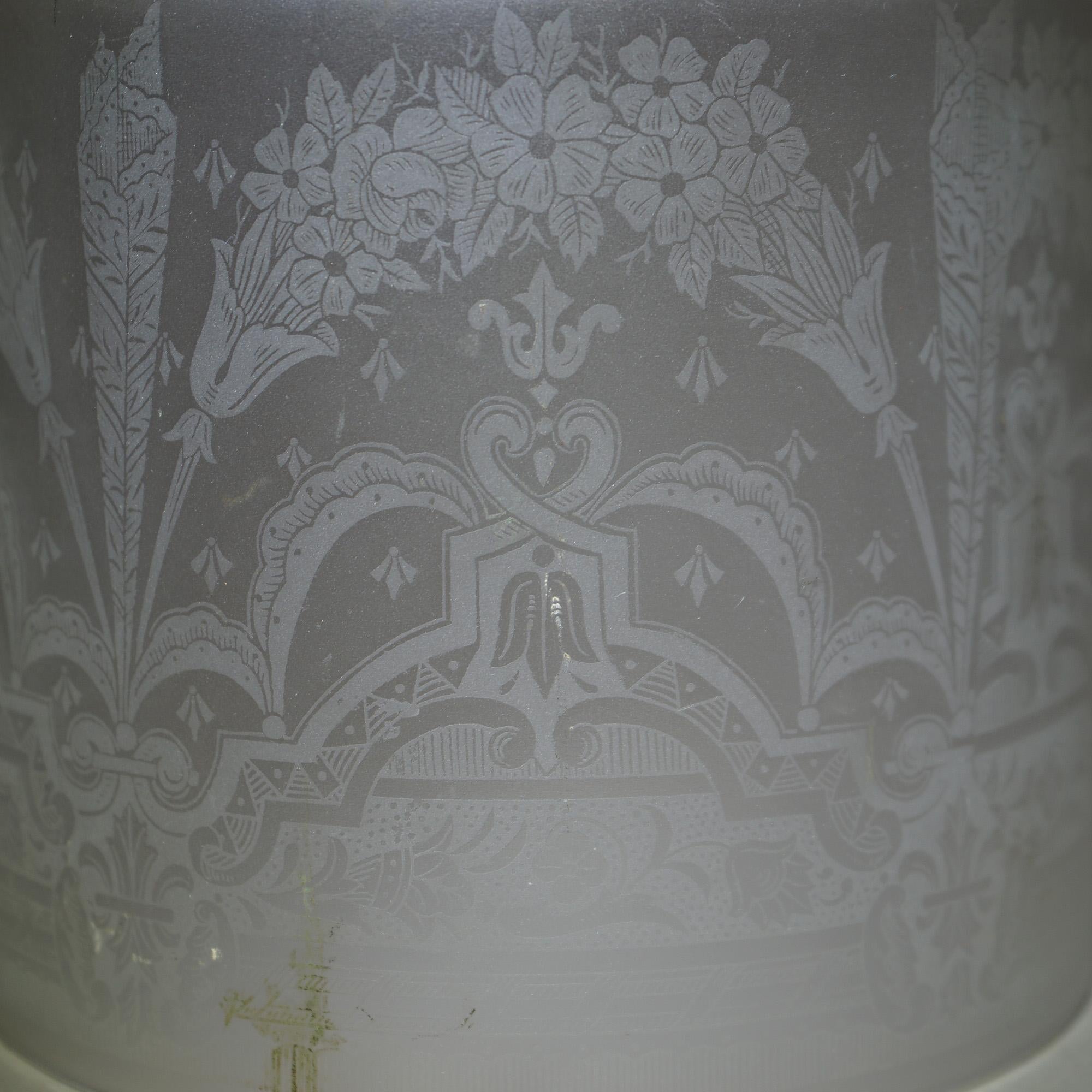 XIXe siècle Abat-jour d'entrée victorien ancien en verre gravé vers 1890 en vente