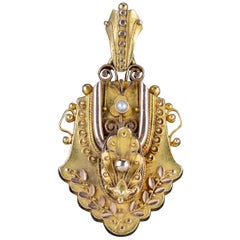 Used Victorian Etruscan Locket Pendant 18 Carat Gold, circa 1880