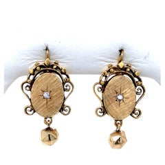 Boucles d'oreilles pendantes en or jaune 14K d'époque victorienne et néo-étrusque