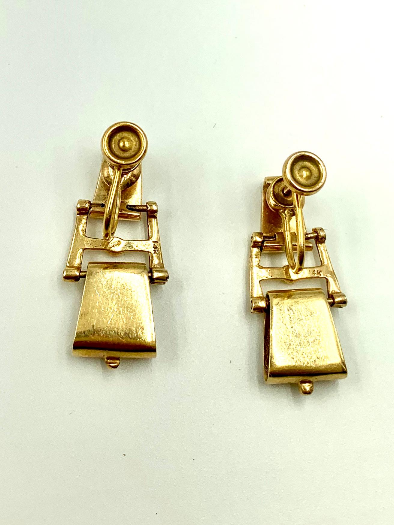 Antike viktorianische etruskische Revival-Ohrringe aus 14 Karat Gelbgold mit Emaille (Viktorianisch) im Angebot