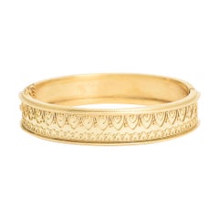 Antique Victorian Etruscan Revival 15 Karat Gold Bangle