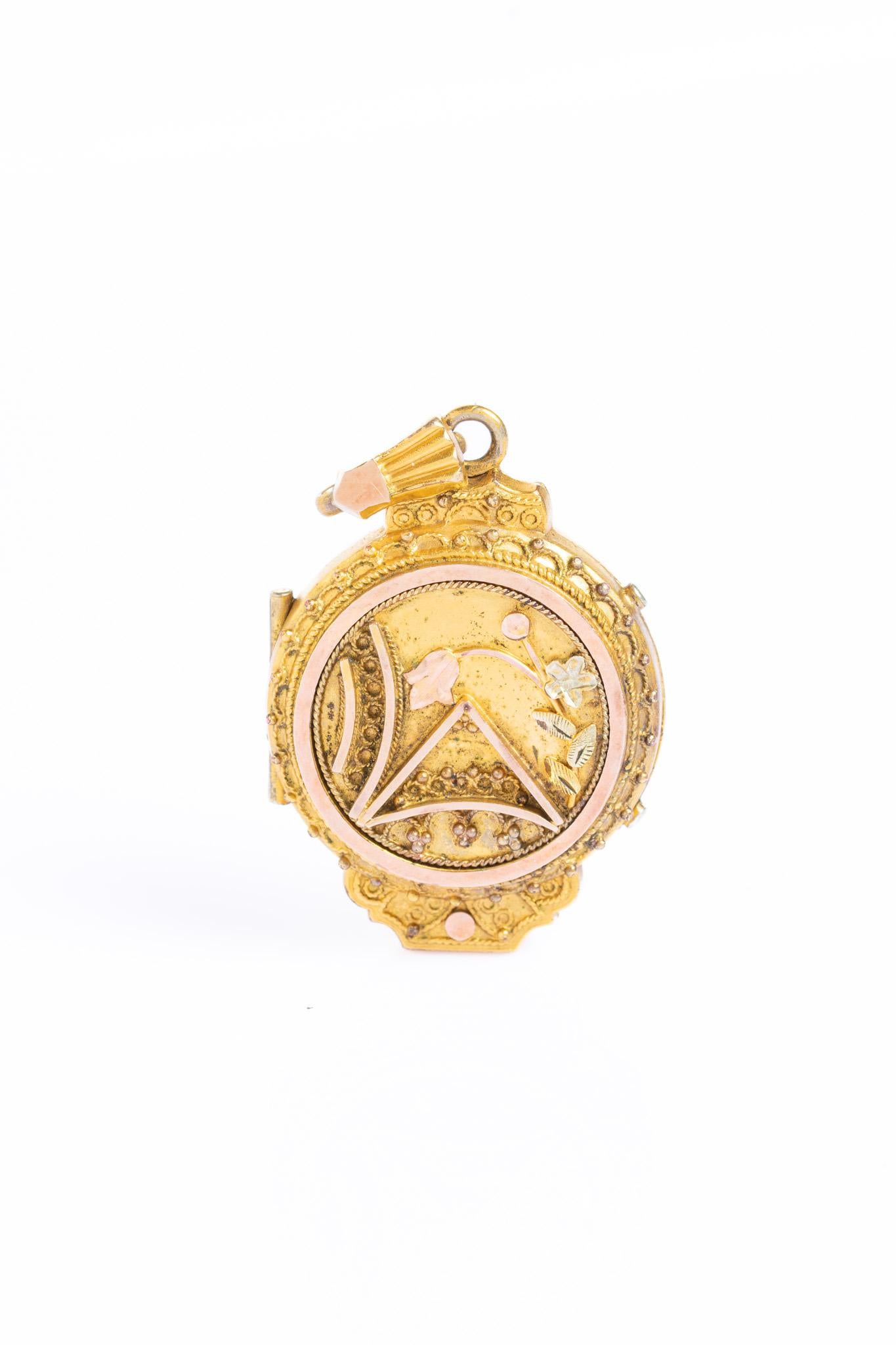 Donna Antico medaglione vittoriano in oro 9ct e metallo giallo in vendita