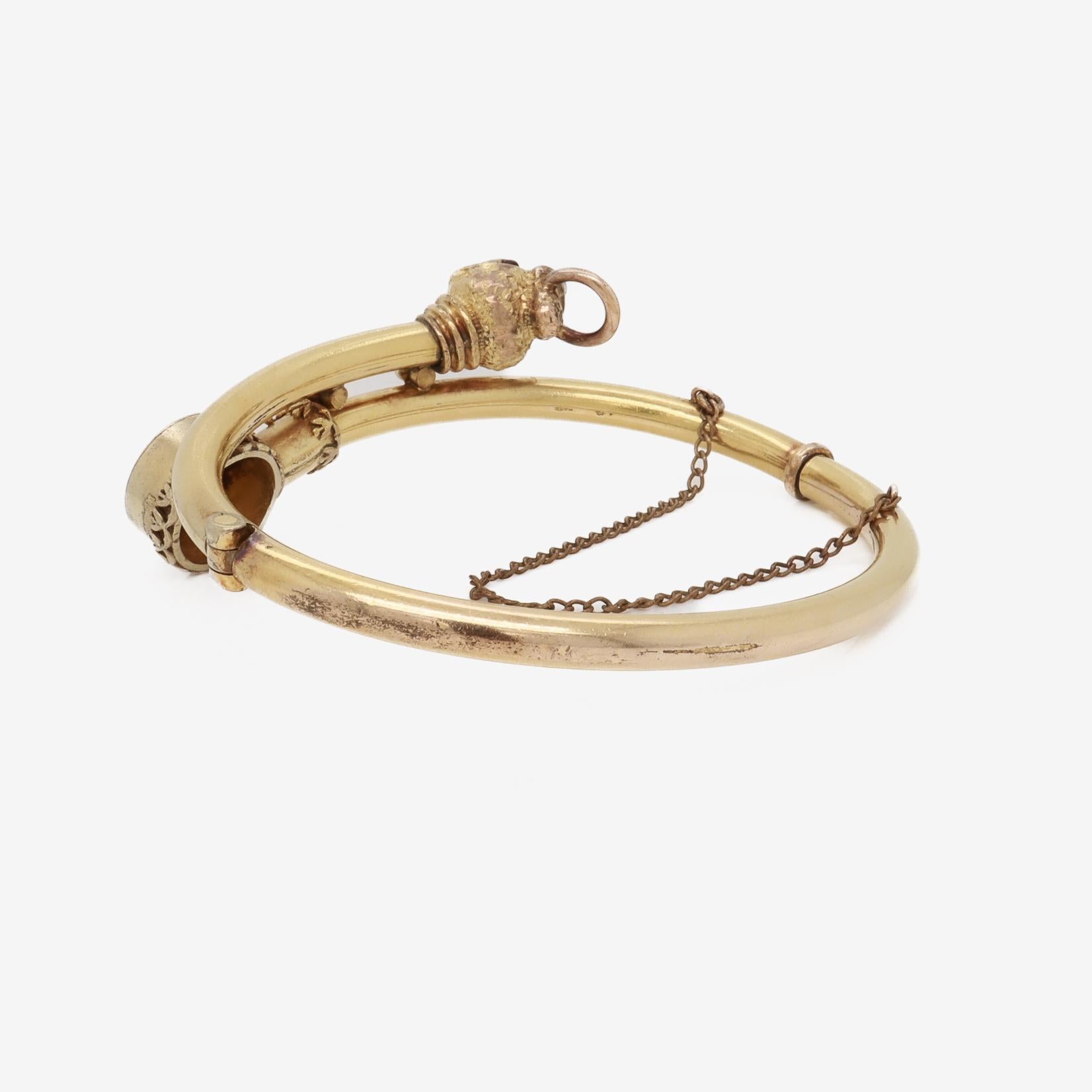 Antique Victorian / Revive Etruscan Bracelet Bypass en or fourré en vente 3