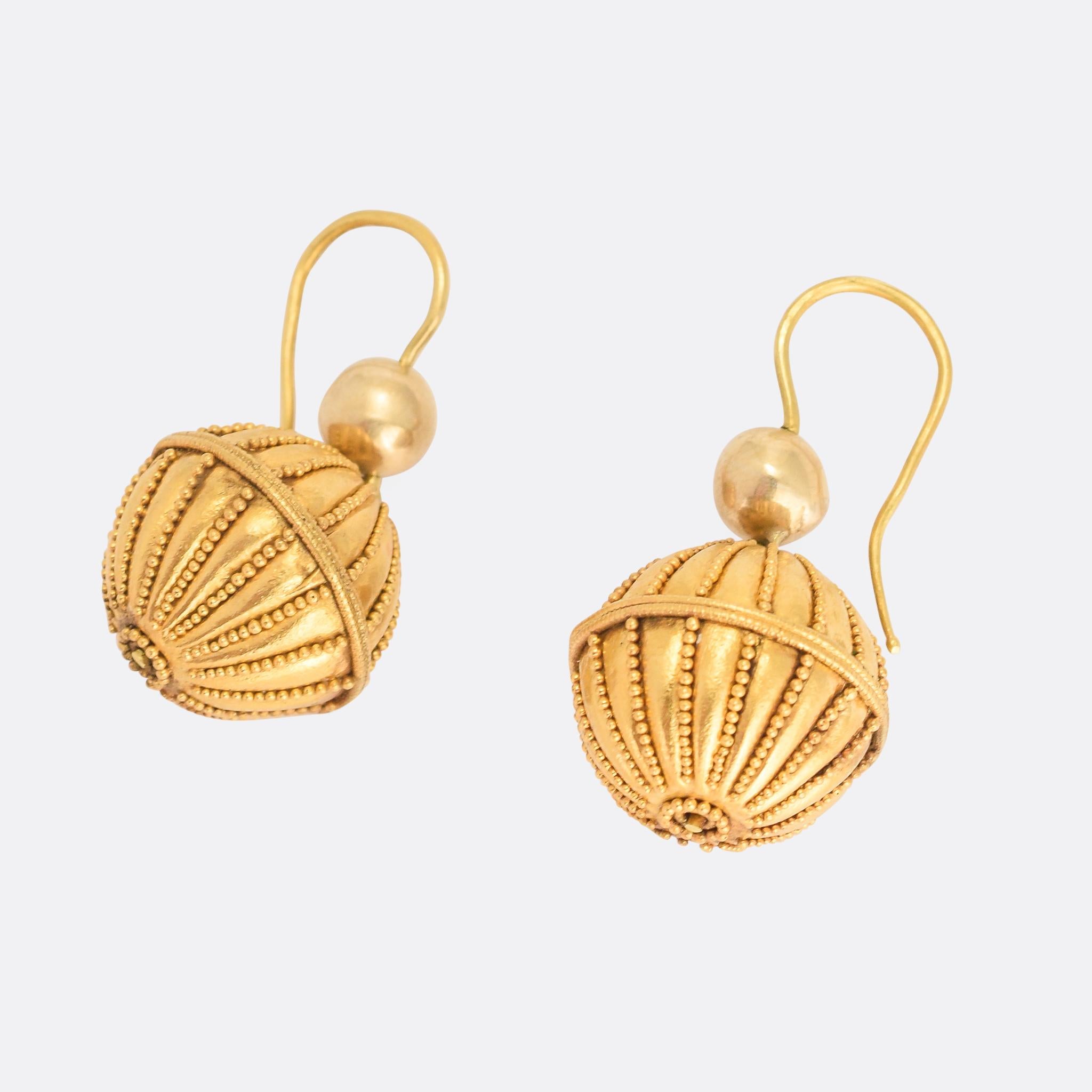 Antique Victorian Etruscan Revival Gold Orb Earrings In Good Condition In Sale, Cheshire