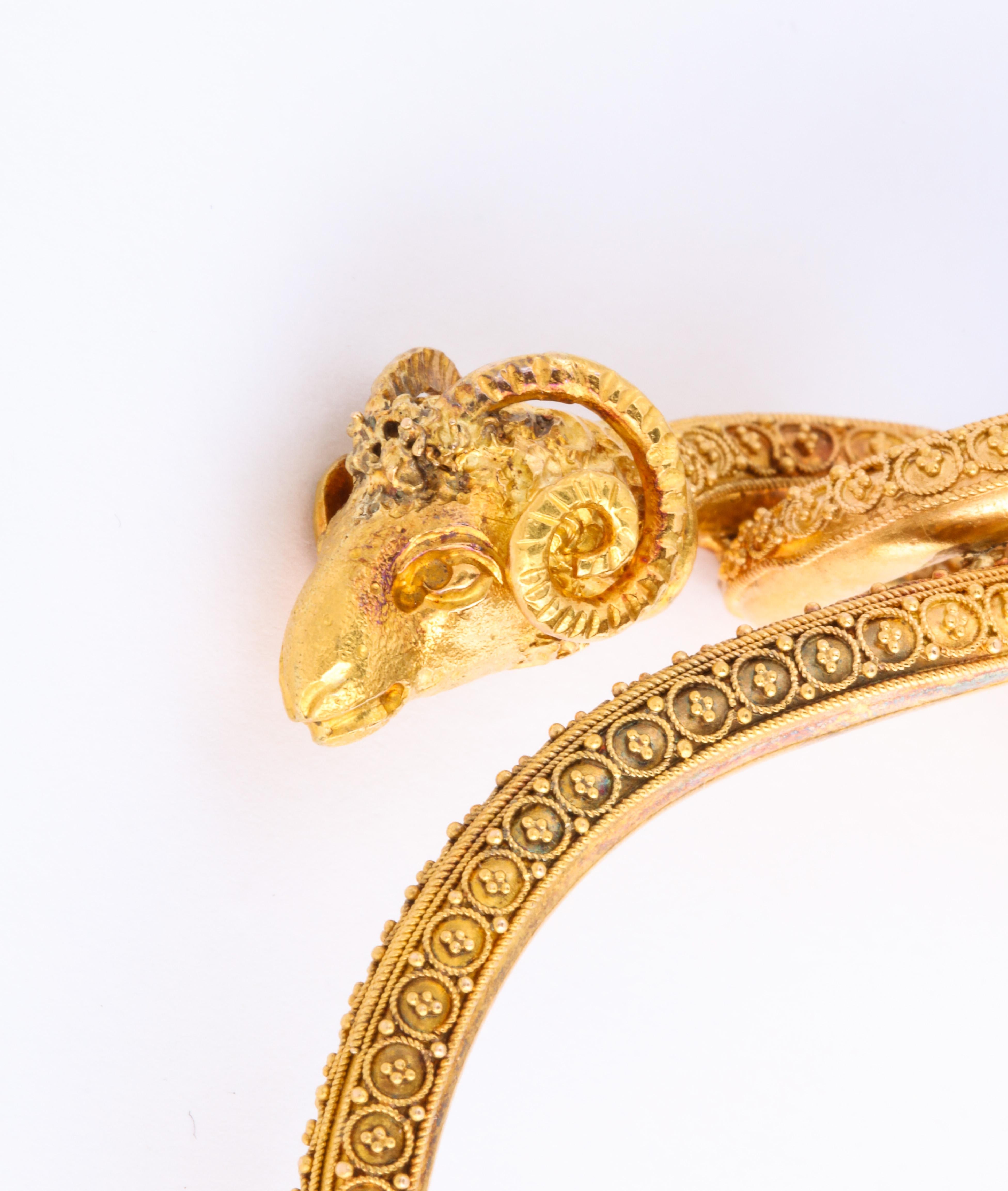 Antique Victorian Etruscan Revival Ram Head, Lapis Bracelet In Excellent Condition In Stamford, CT