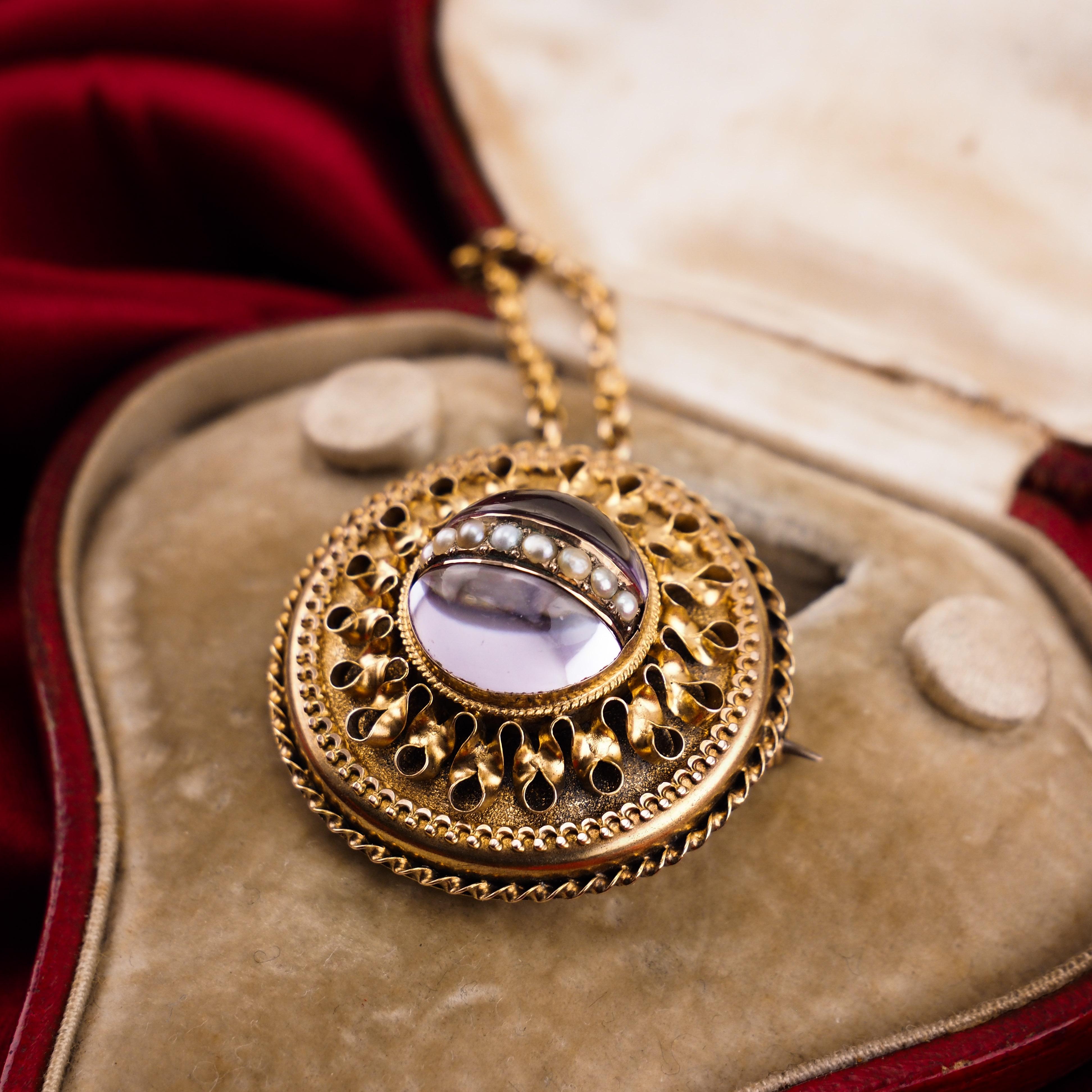 We are delighted to offer this spectacular antique Victorian rock crystal cabochon pendant necklace made with 15ct solid gold in the Victorian era, c.1870. (*Please note: all other items are for display purposes only and this listing is for the item