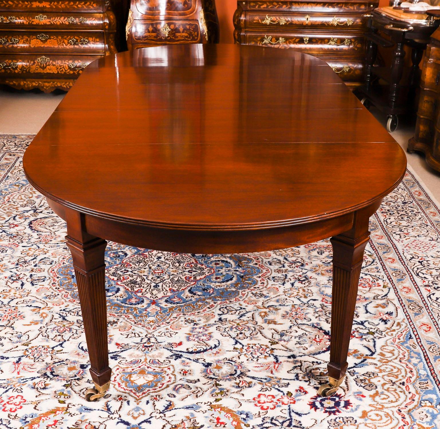Ancienne table à manger victorienne à rallonge 19ème siècle et 8 chaises Swagback en vente 2