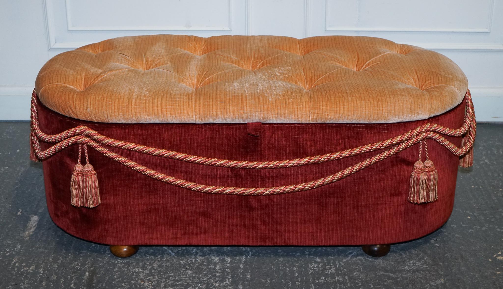 antiguo otomano de tela victoriana para cama con detalles de borlas Británico en venta