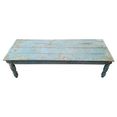 Ancienne table basse victorienne en pin peint de ferme