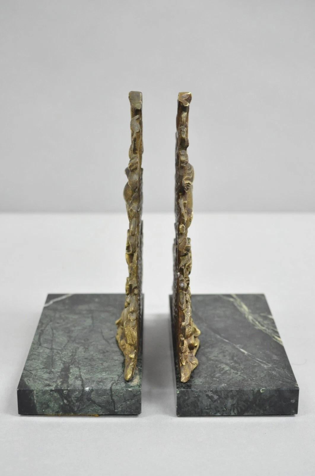 Antiguo Victoriano Figural Ardillas Bronce Mármol Verde Sujetalibros - un Par siglo XX en venta