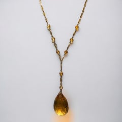 Collier goutte d'eau de style victorien ancien filigrane 14 carats jaune poire briolette citrine