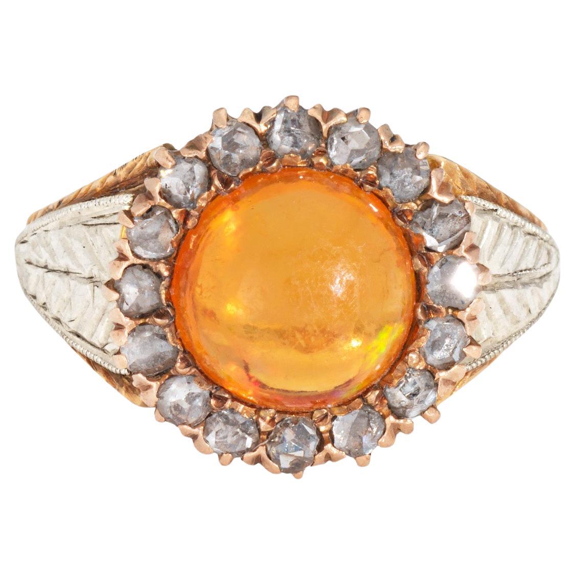 Antike viktorianische Feuer Opal Ring Rose Cut Diamond Cluster 14k Gelbgold Halo