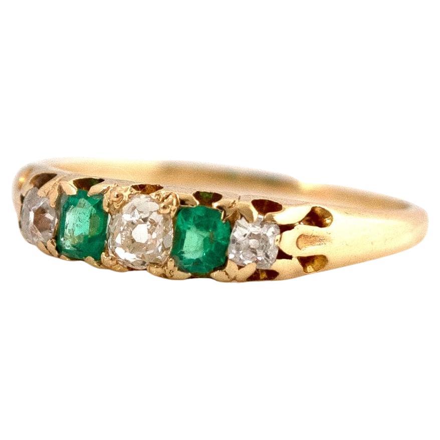 Antique Victorian Five Stone Emerald Diamond 18 Carat Gold Ring For Sale