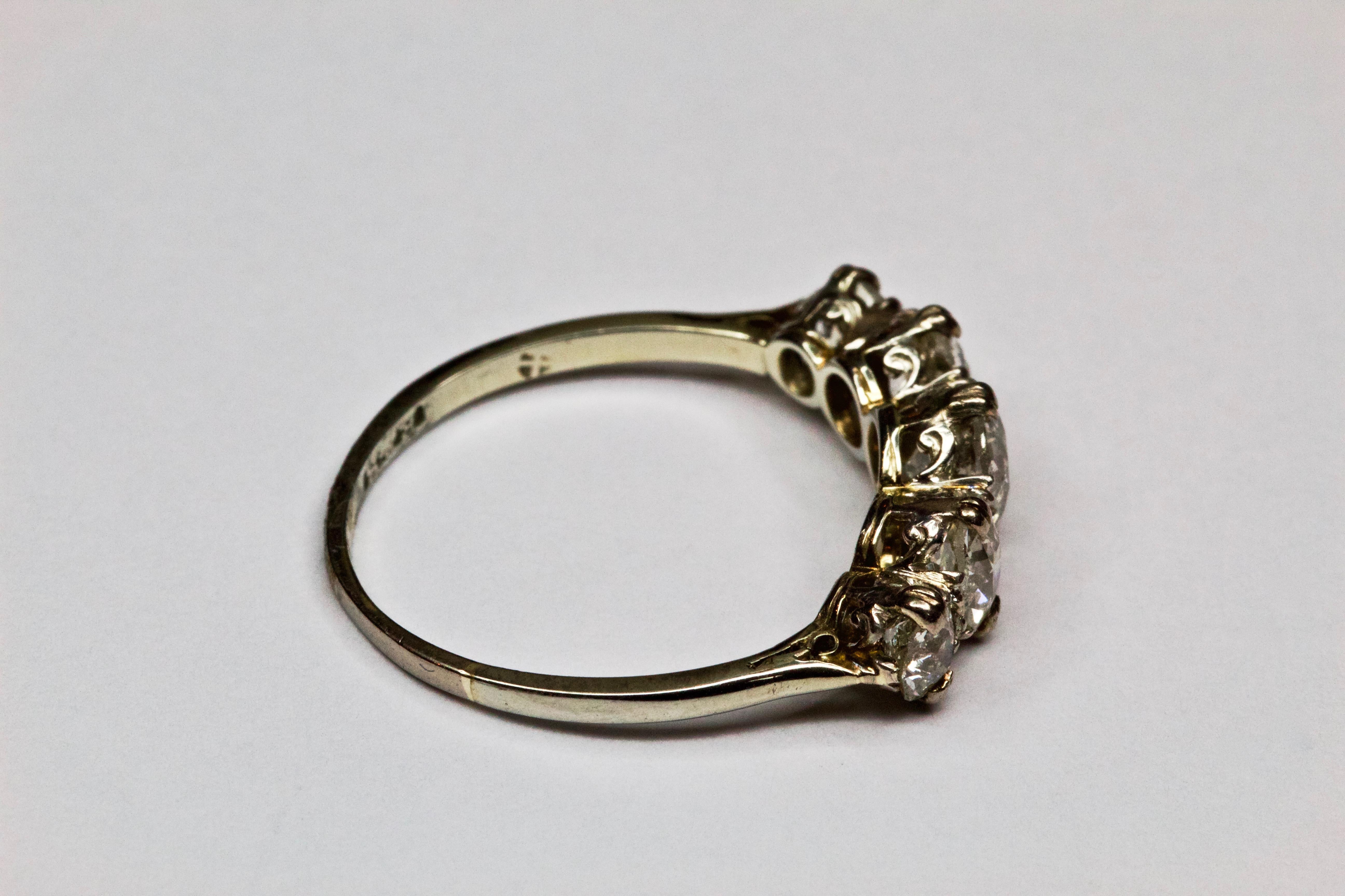 Antique Victorian Five-Stone Platinum 1.46 Carat Diamond Ring In Excellent Condition In Chipping Campden, GB