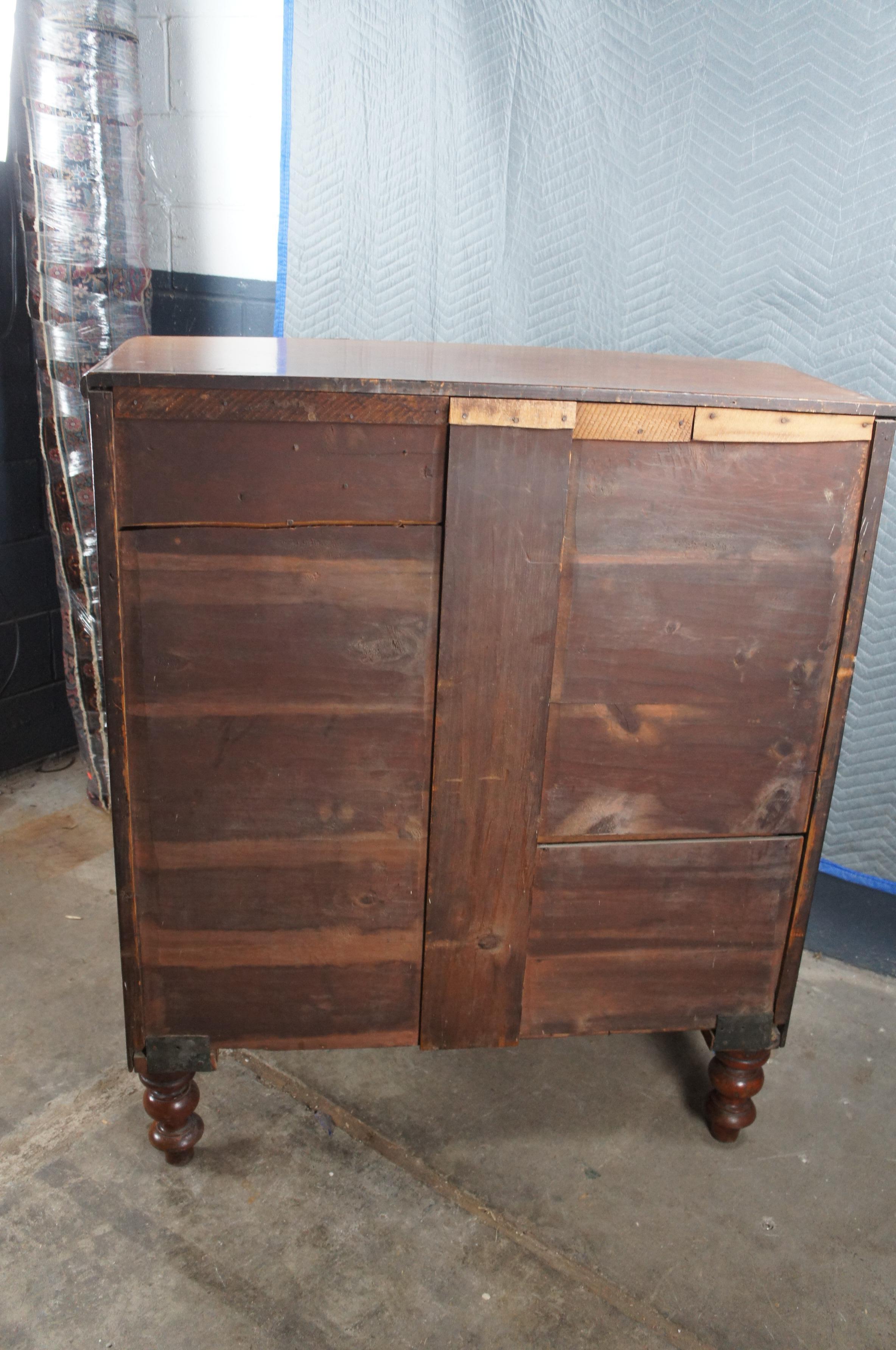 Antigua cómoda Victoriana de caoba con frente de arco Cómoda Tallboy de 50