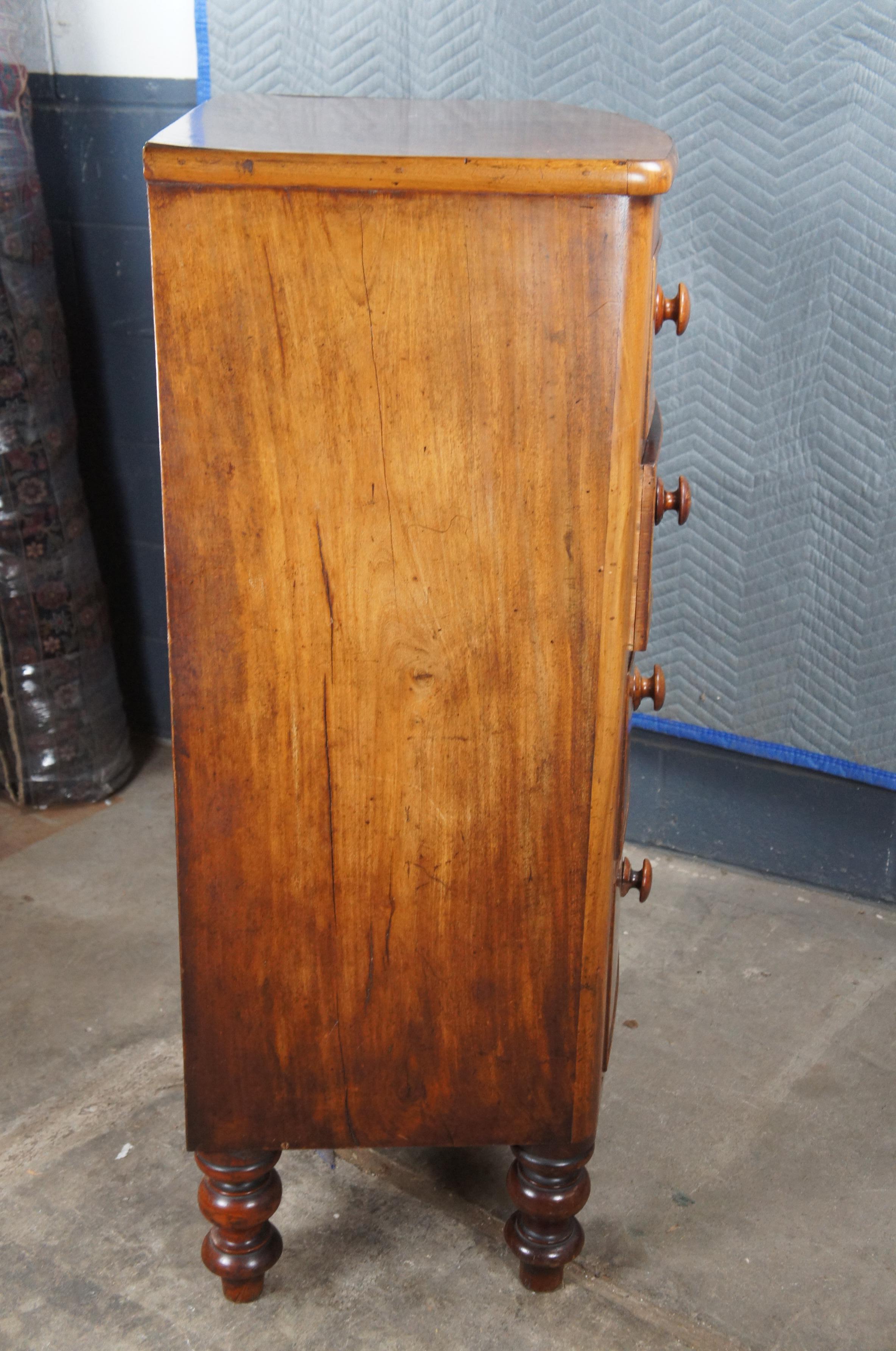 Antigua cómoda Victoriana de caoba con frente de arco Cómoda Tallboy de 50
