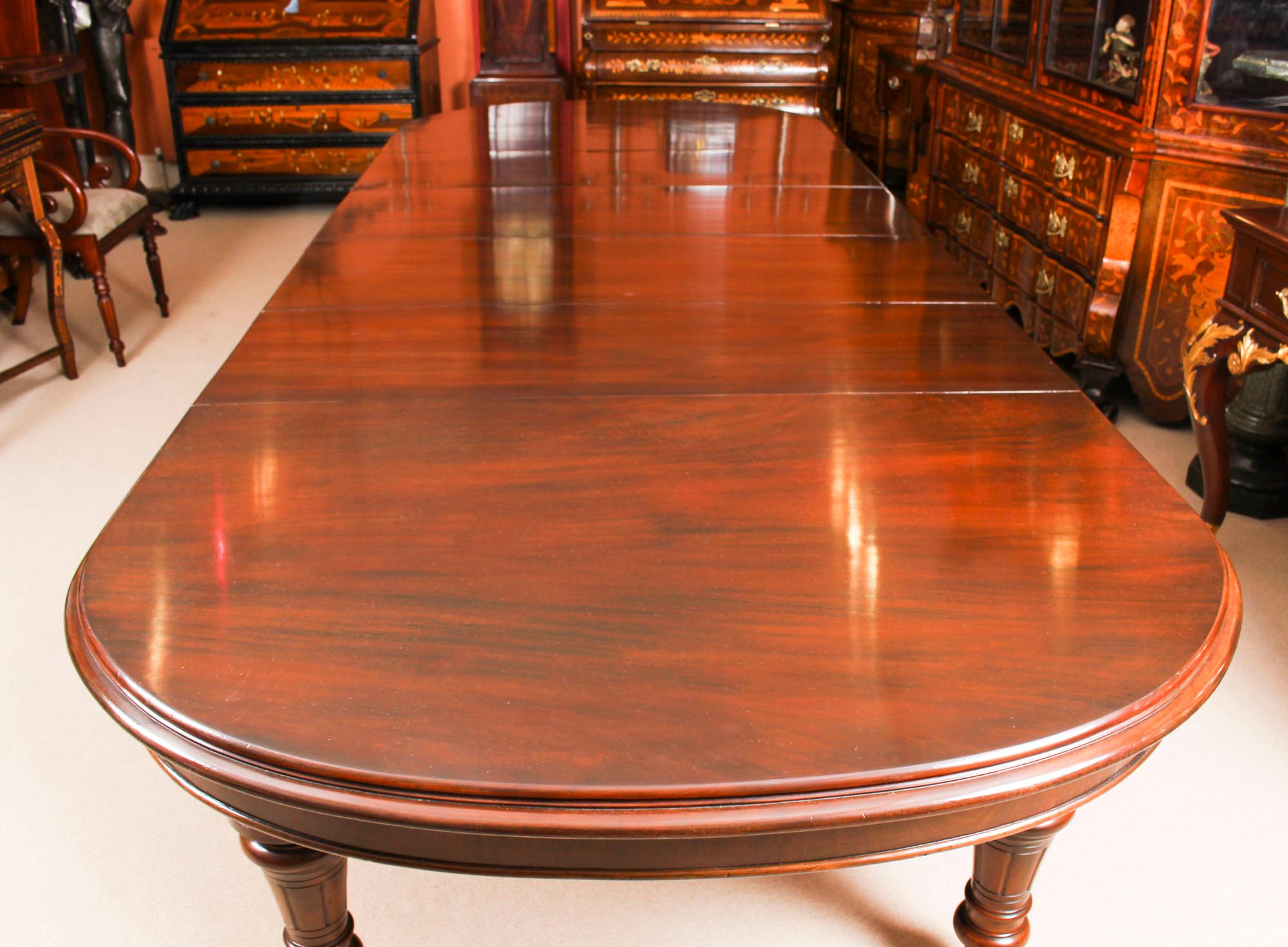 English Antique Victorian Flame Mahogany D End Extending Dining Table, 19th Century