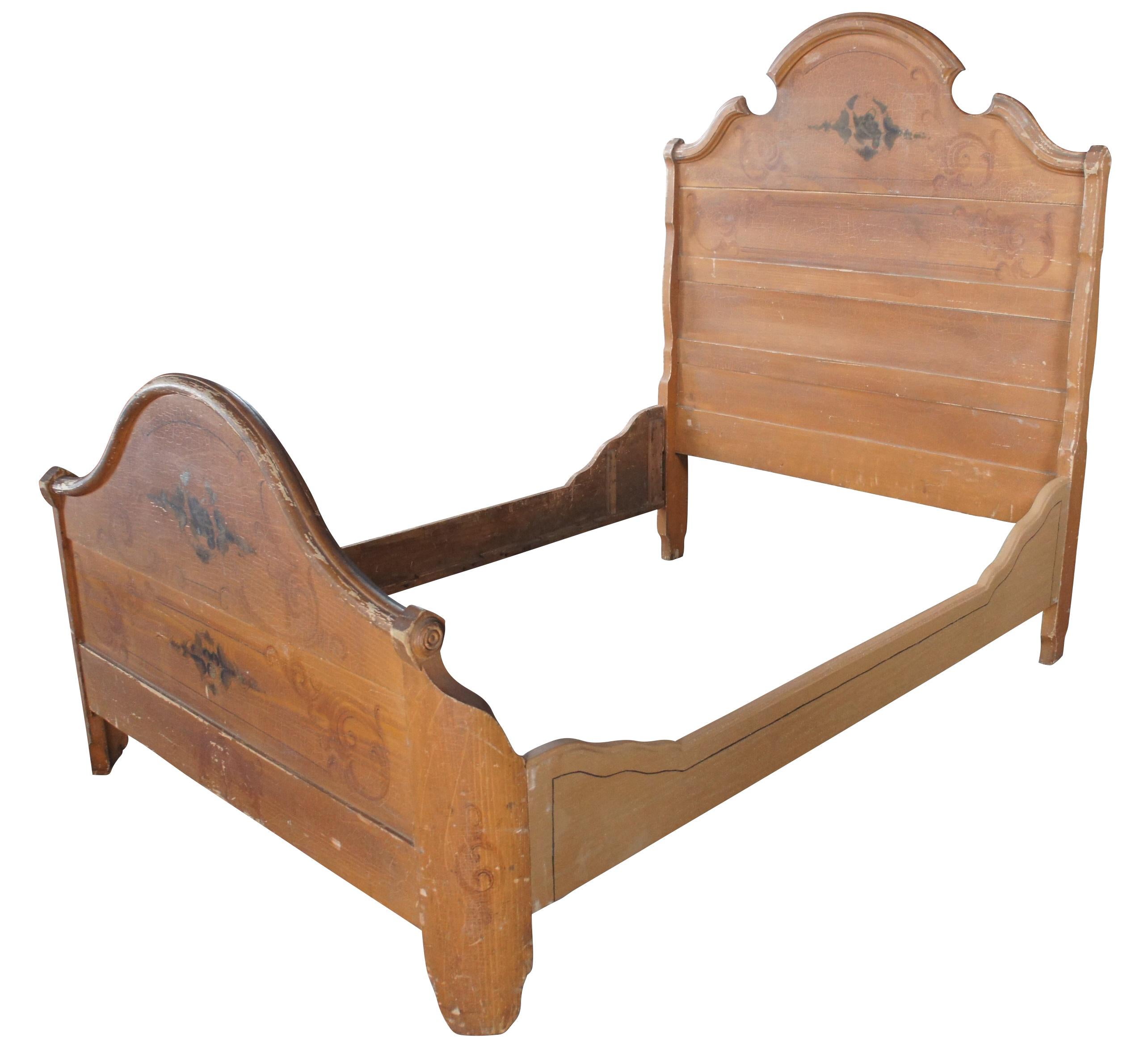 Antiguo marco de cama victoriano de pino pintado con motivos florales de tamaño natural Victoriano en venta