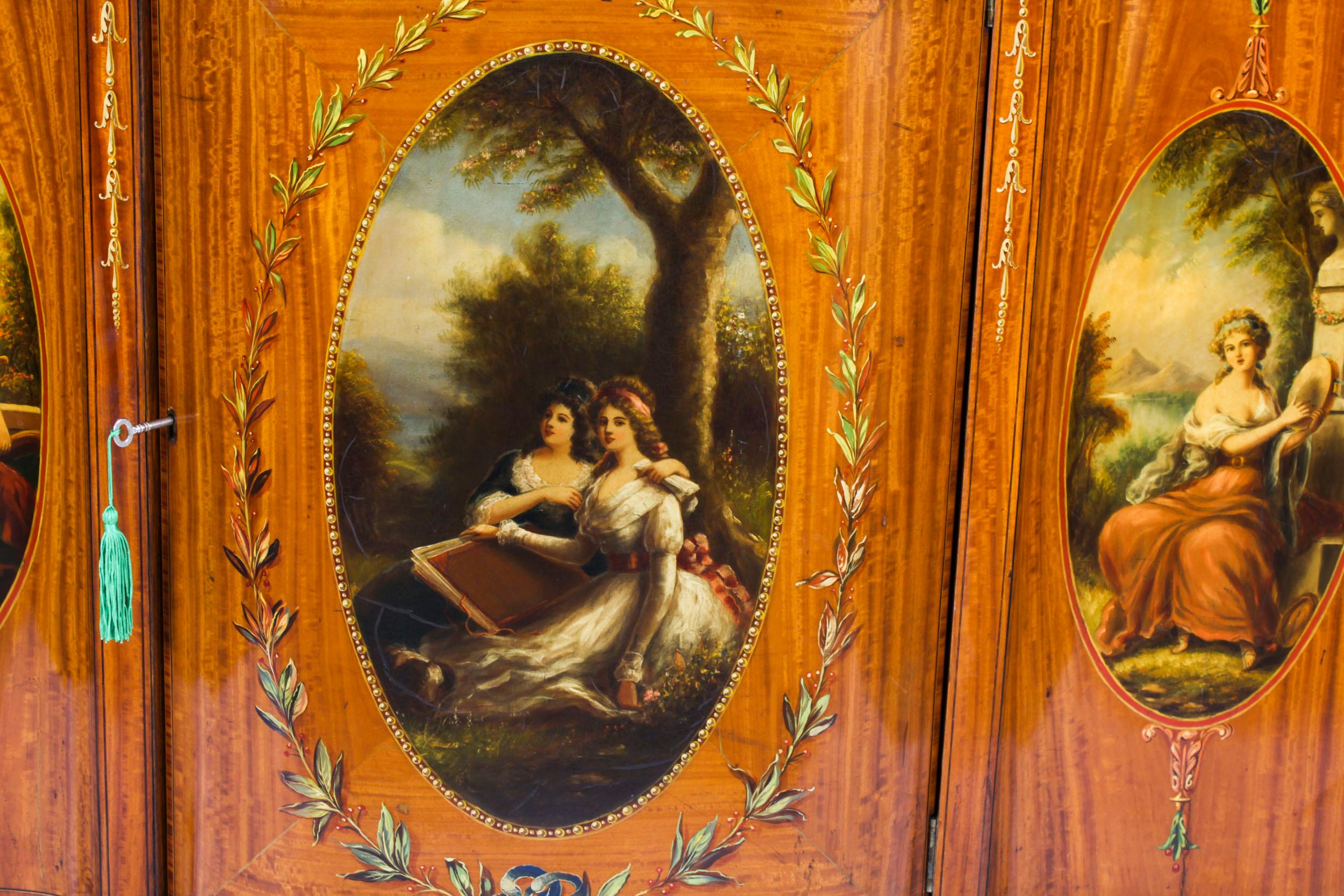 Antique Victorian Floral Painted Satin wood Cabinet Sideboard 19th Century In Good Condition For Sale In London, GB