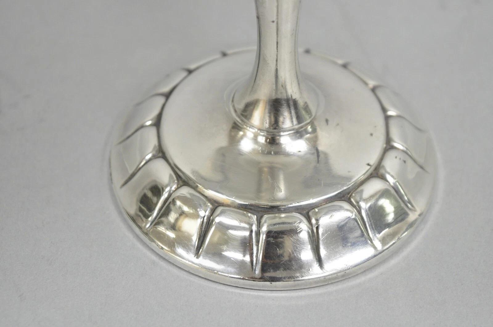 Antike viktorianische versilberte Kompottschale mit Fuß aus WMA Rogers mit Blumenrepousse, WMA (20. Jahrhundert) im Angebot