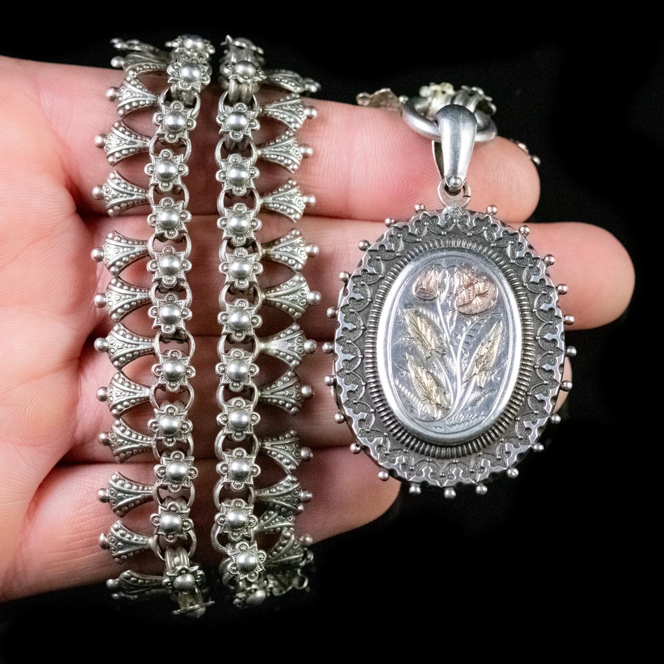 Antique Victorian Forget Me Not Collar Locket 18 Carat Gold Silver Dated 1881 For Sale 6