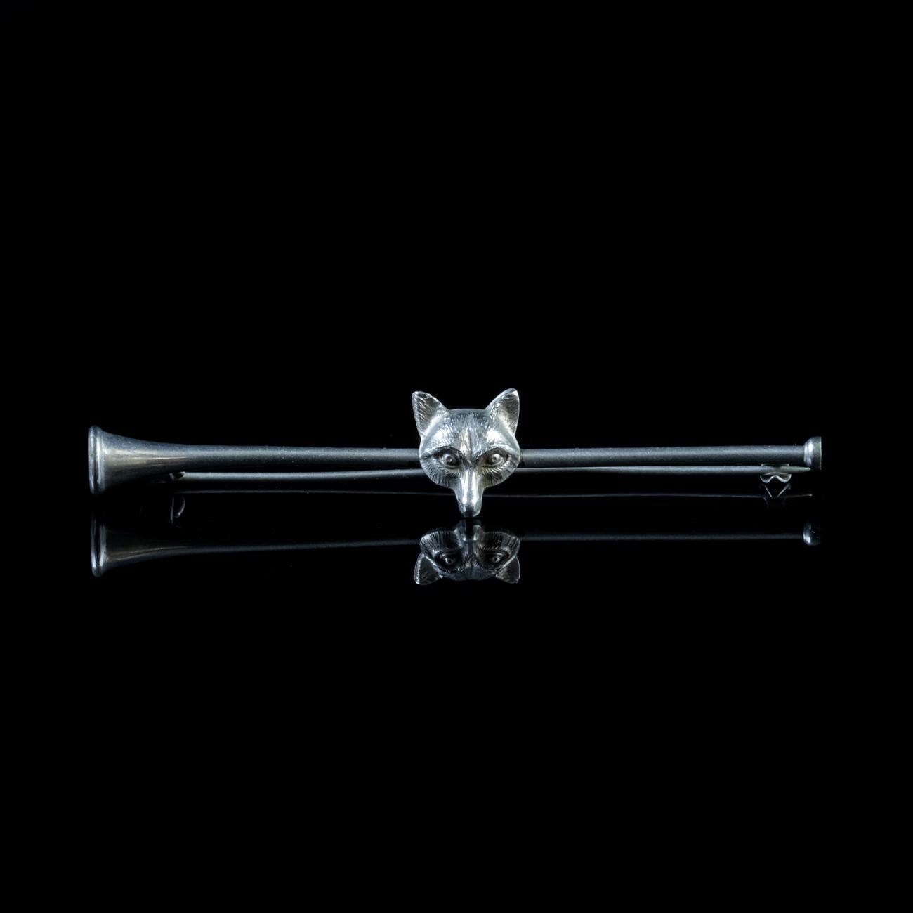 This beautiful brooch modelled in Silver features an elegant hunting horn and a fox’s head, which can be secured to clothing by a substantial and secure clasp on the back.

Riding jewellery was popular in the Victorian era and was usually worn by