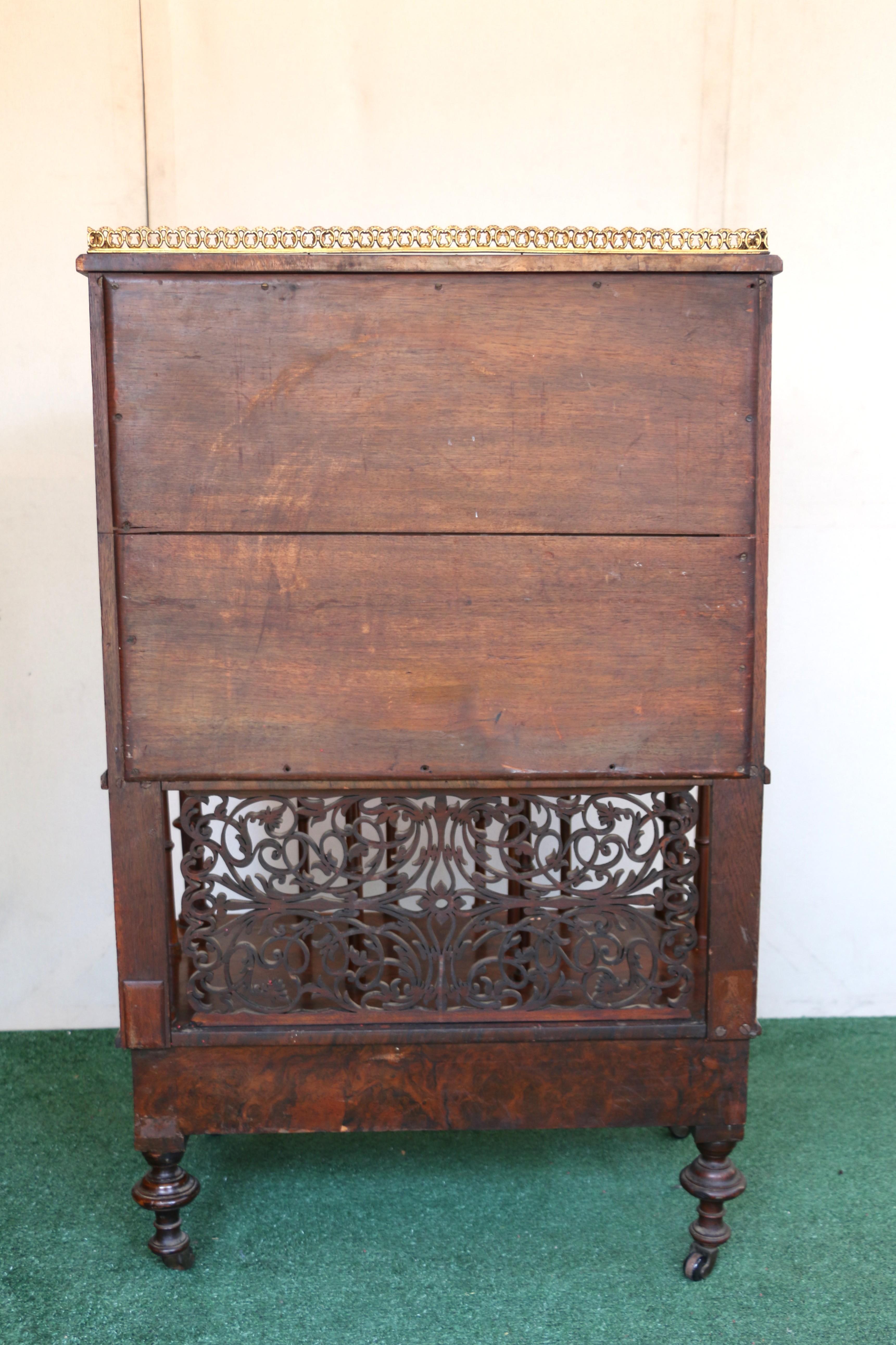 Antique Victorian Freestanding Burr Walnut Music Canterbury Whatnot For Sale 13