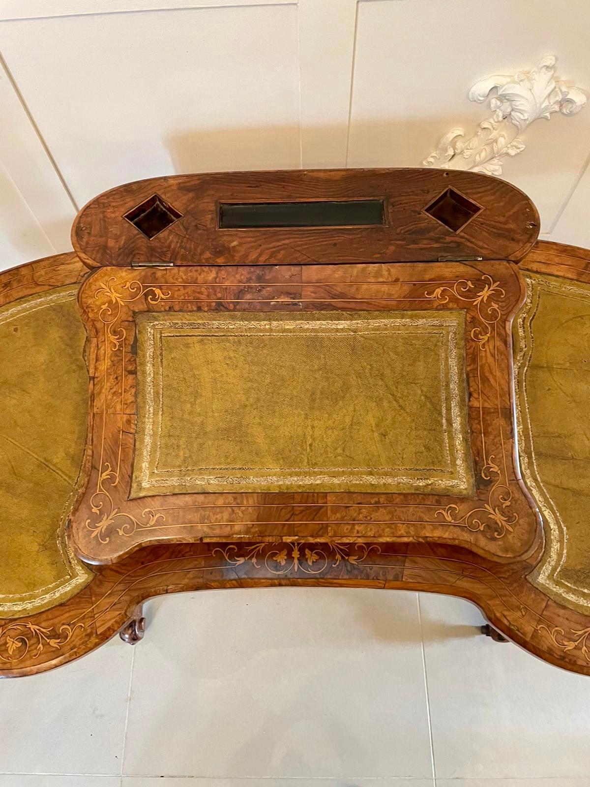 ​​Antique Victorian Freestanding Inlaid Burr Walnut Kidney Shaped Writing Table For Sale 2