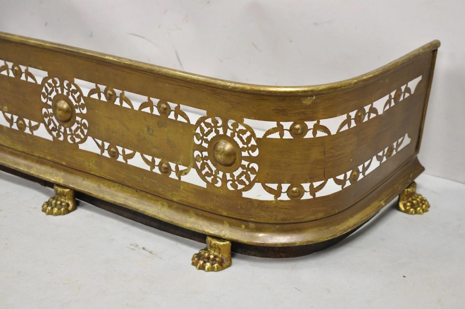 Ottone Antique French Empire in ottone con piede a zampa da 48