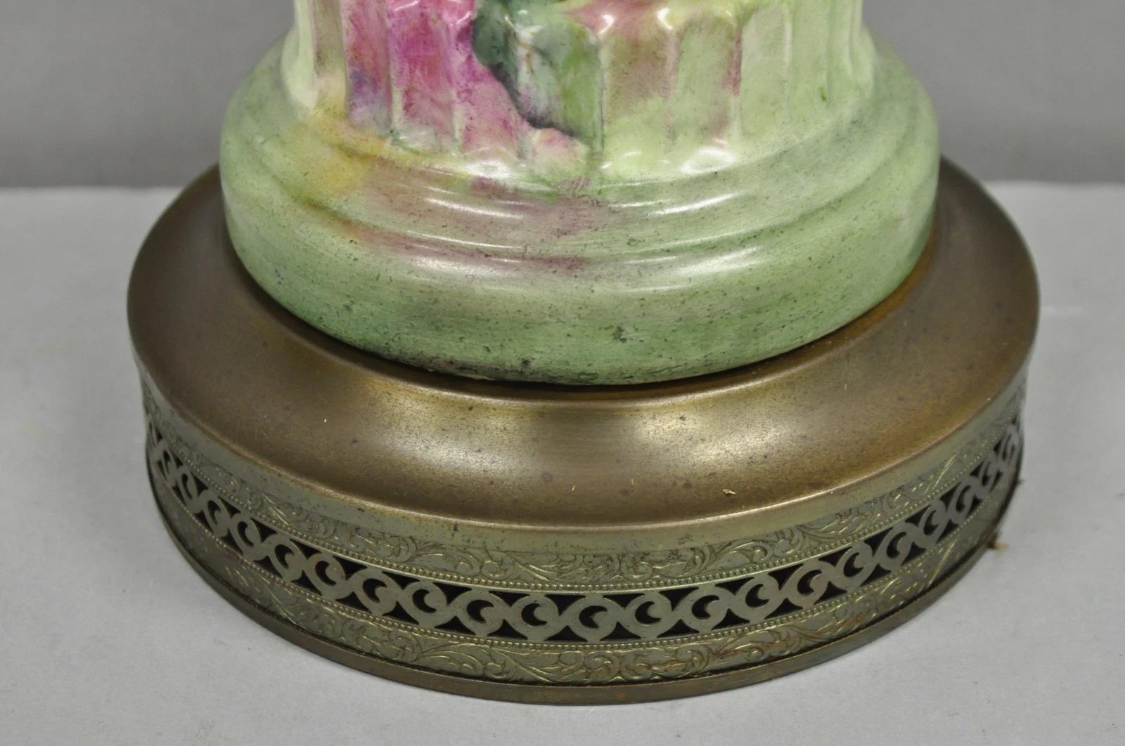 Antique Victorian French Porcelain Hand Painted Flower Vase Form Table Lamp in vendita 1