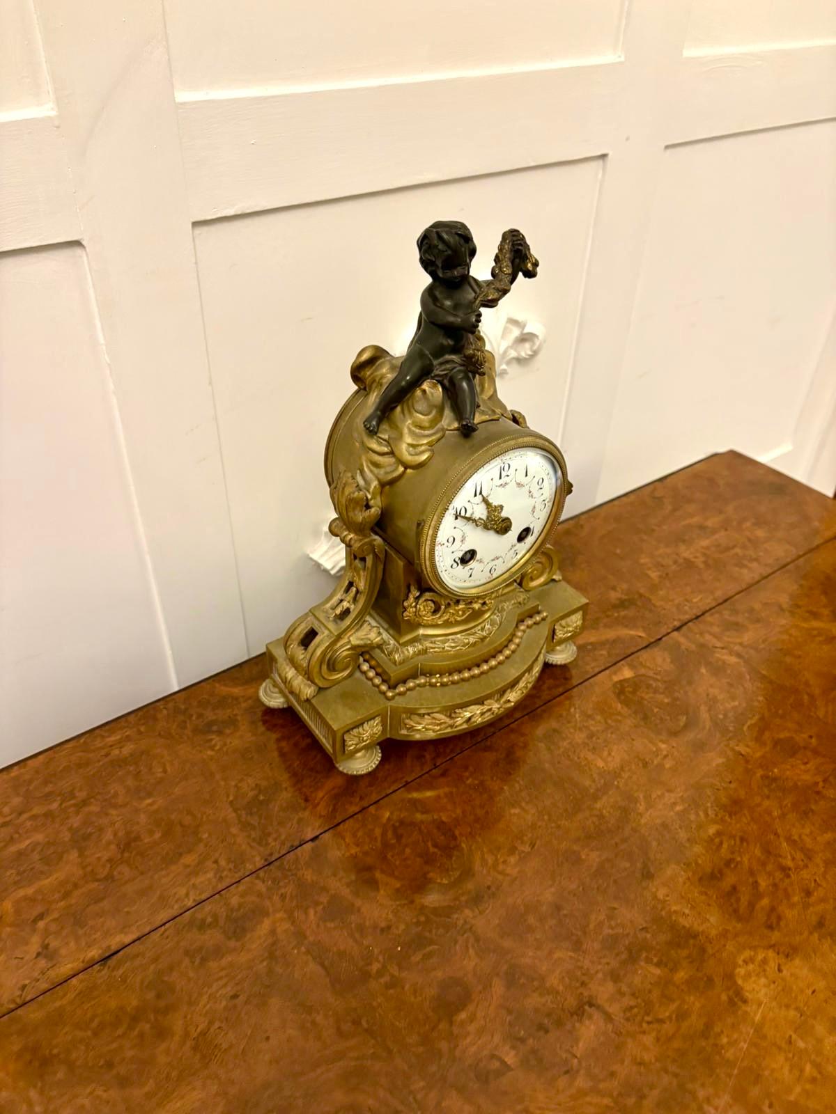 Antique Victorian French Quality Ornate Ormolu and Bronze Mantle Clock In Good Condition For Sale In Suffolk, GB