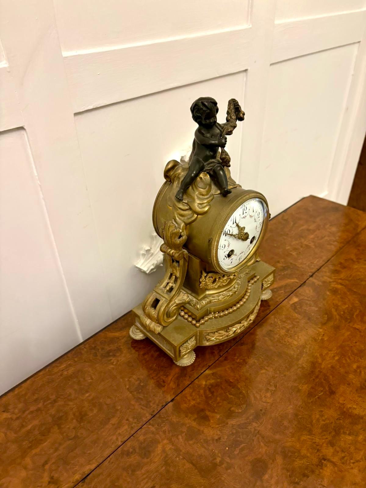 Antique Victorian French Quality Ornate Ormolu and Bronze Mantle Clock For Sale 5