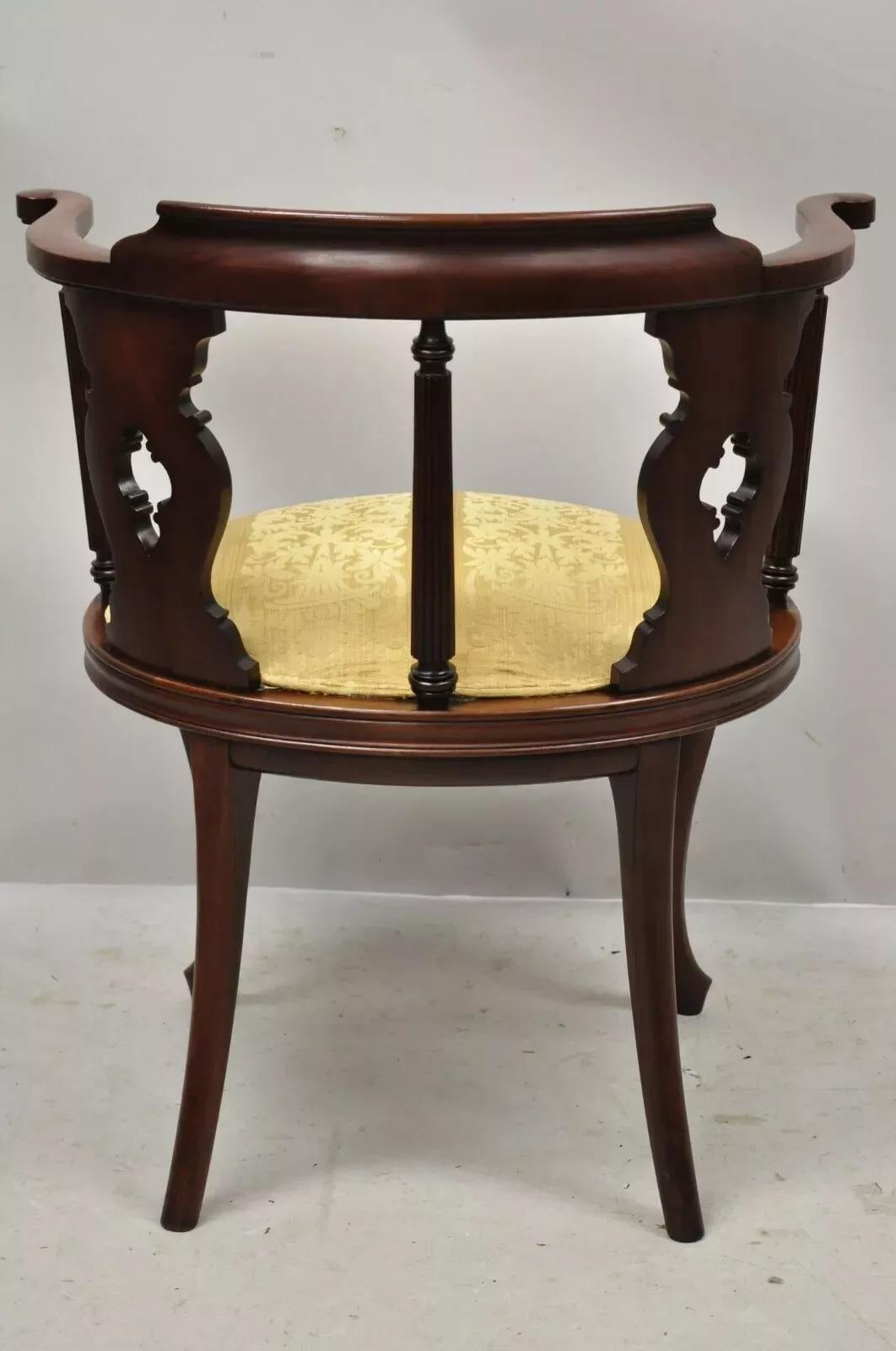 Antique Victorian French Style Mahogany Vanity Accent Side Chair with Round Seat For Sale 2