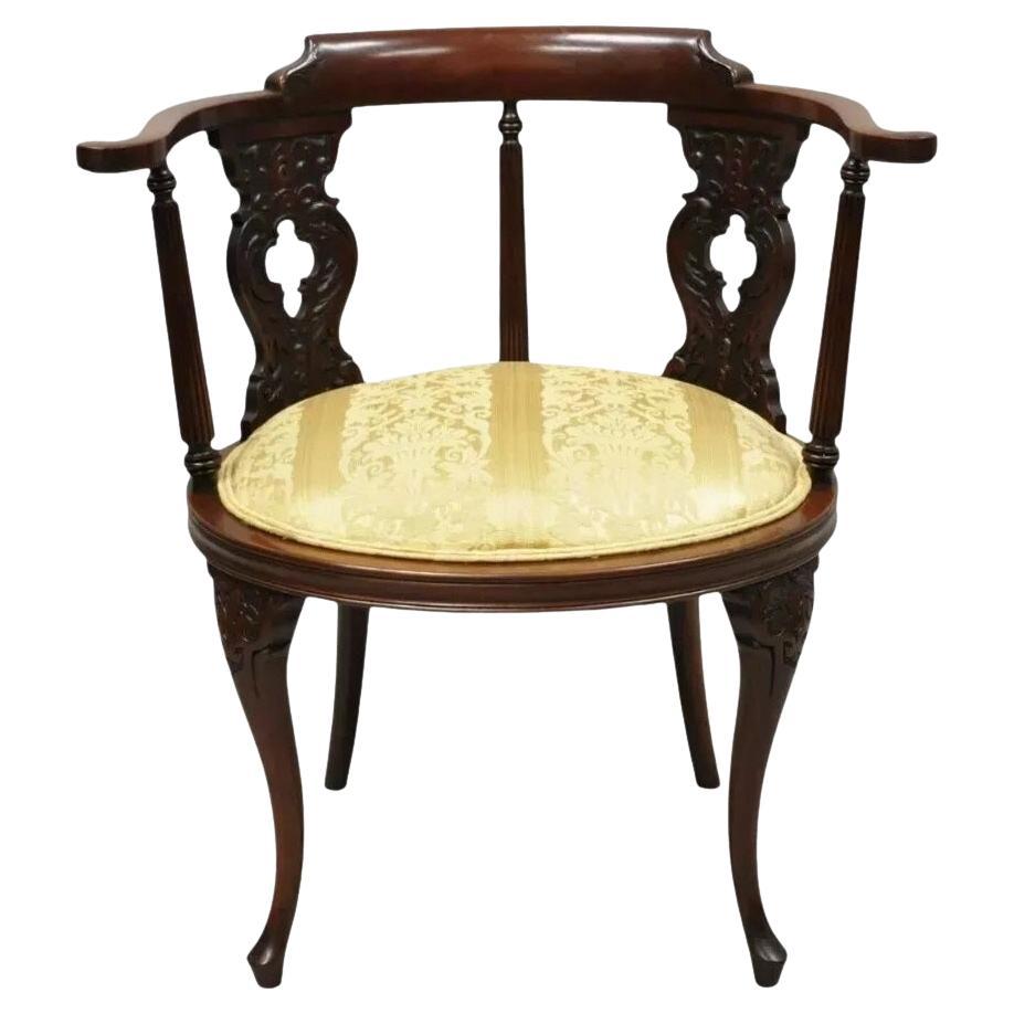 Antique Victorian French Style Mahogany Vanity Accent Side Chair with Round Seat