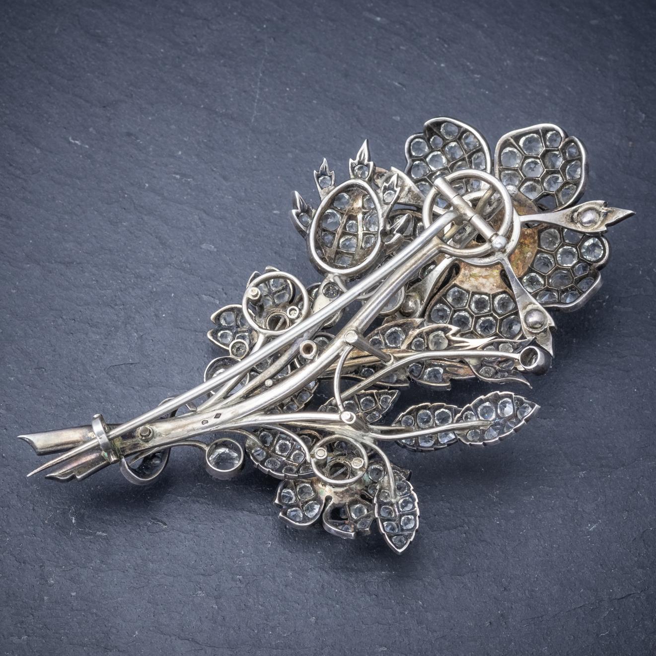 Antique Victorian French Trembler Flower Paste Stone Silver, circa 1900 Brooch  In Good Condition In Lancaster , GB