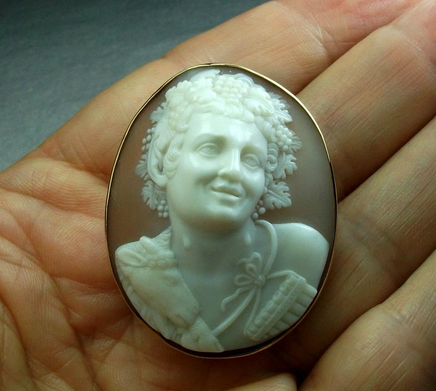 Antique Victorian Front Face God Pan Shell Cameo Brooch For Sale 1