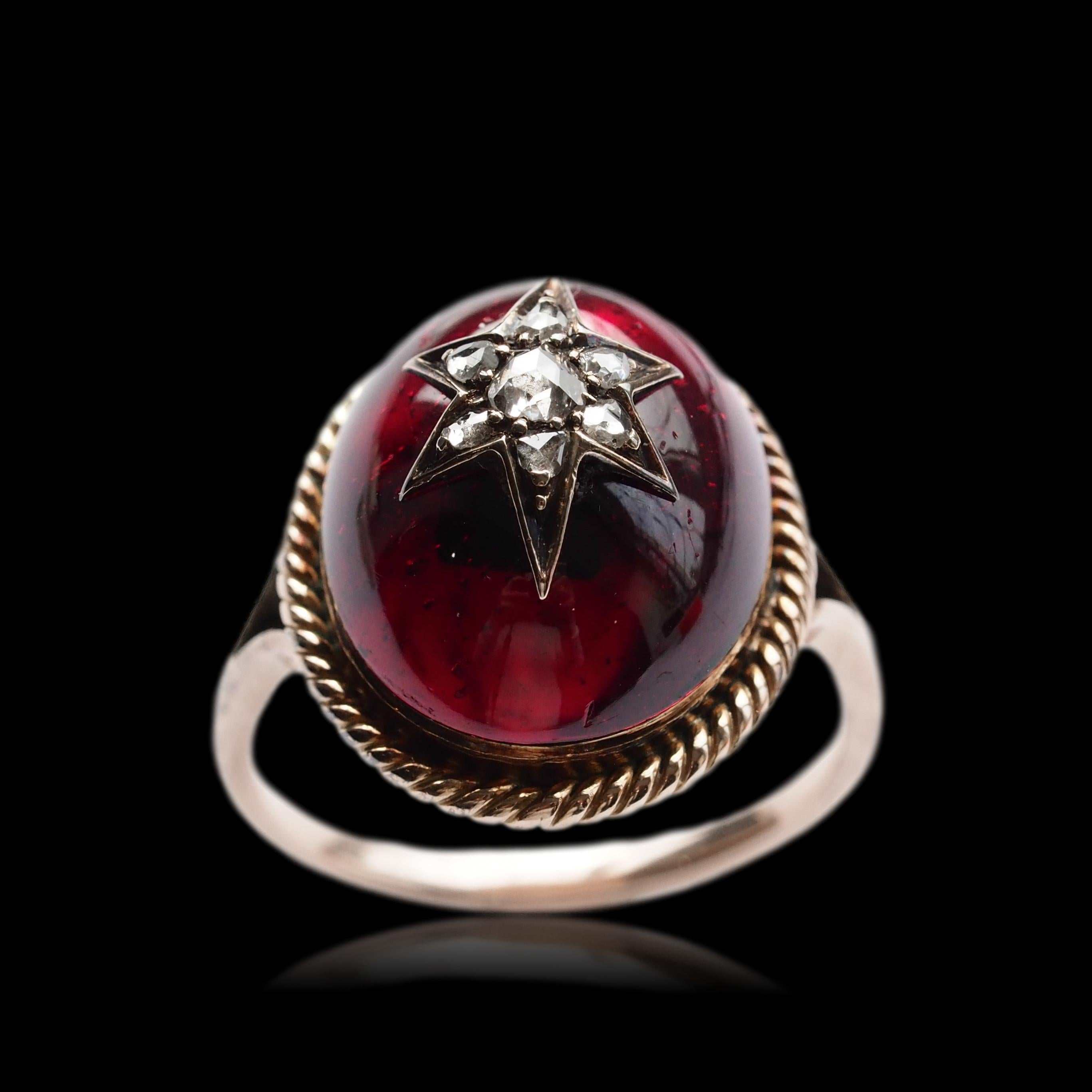 Antique Victorian Garnet & Diamond Cabochon & Star Rose Cut Gold Ring - c.1880 In Good Condition In London, GB