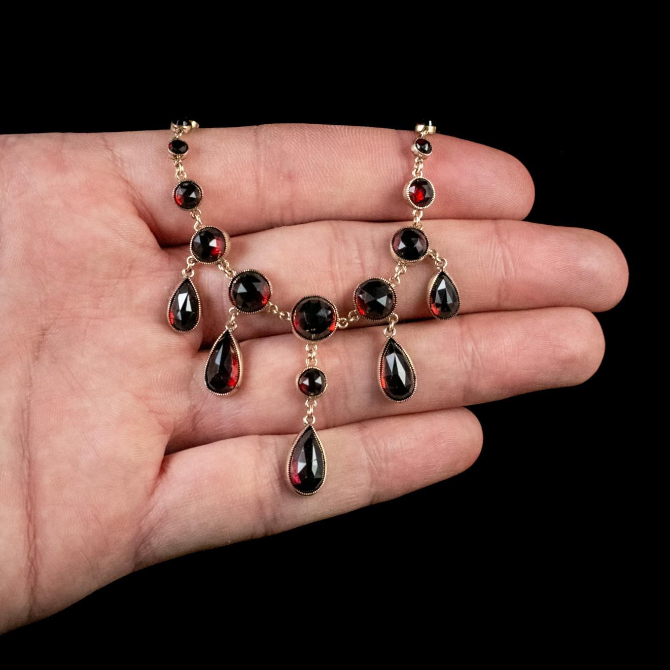 Antique Victorian Garnet Dropper Necklace Gold, circa 1880 4