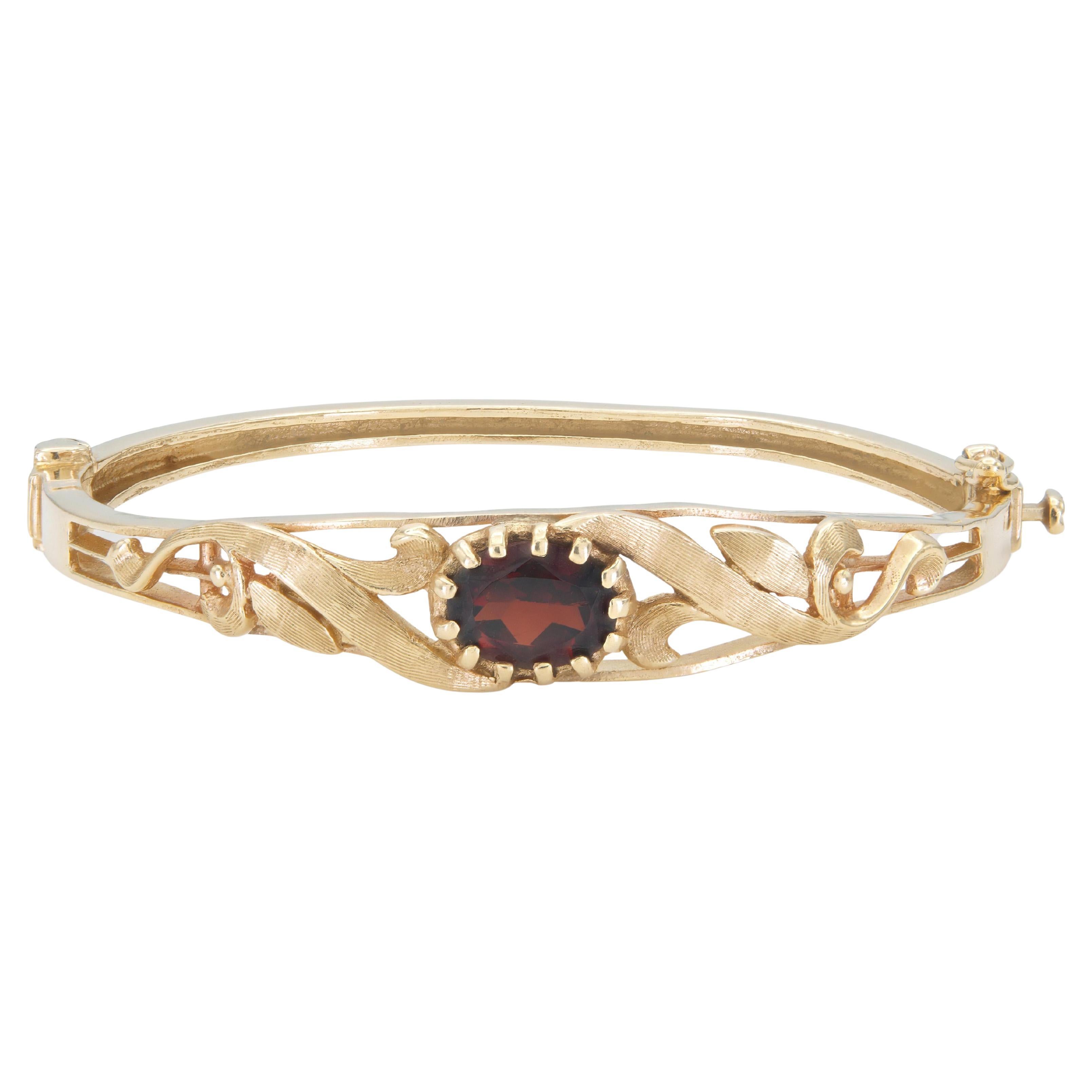 Bracelet à charnière en grenat et or de l'époque victorienne