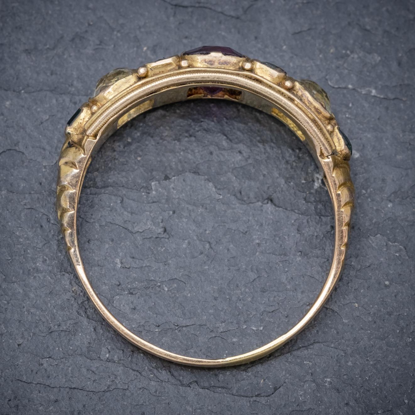 Antique Victorian Garnet Quartz Cluster Ring 15 Carat Gold, circa 1900 2