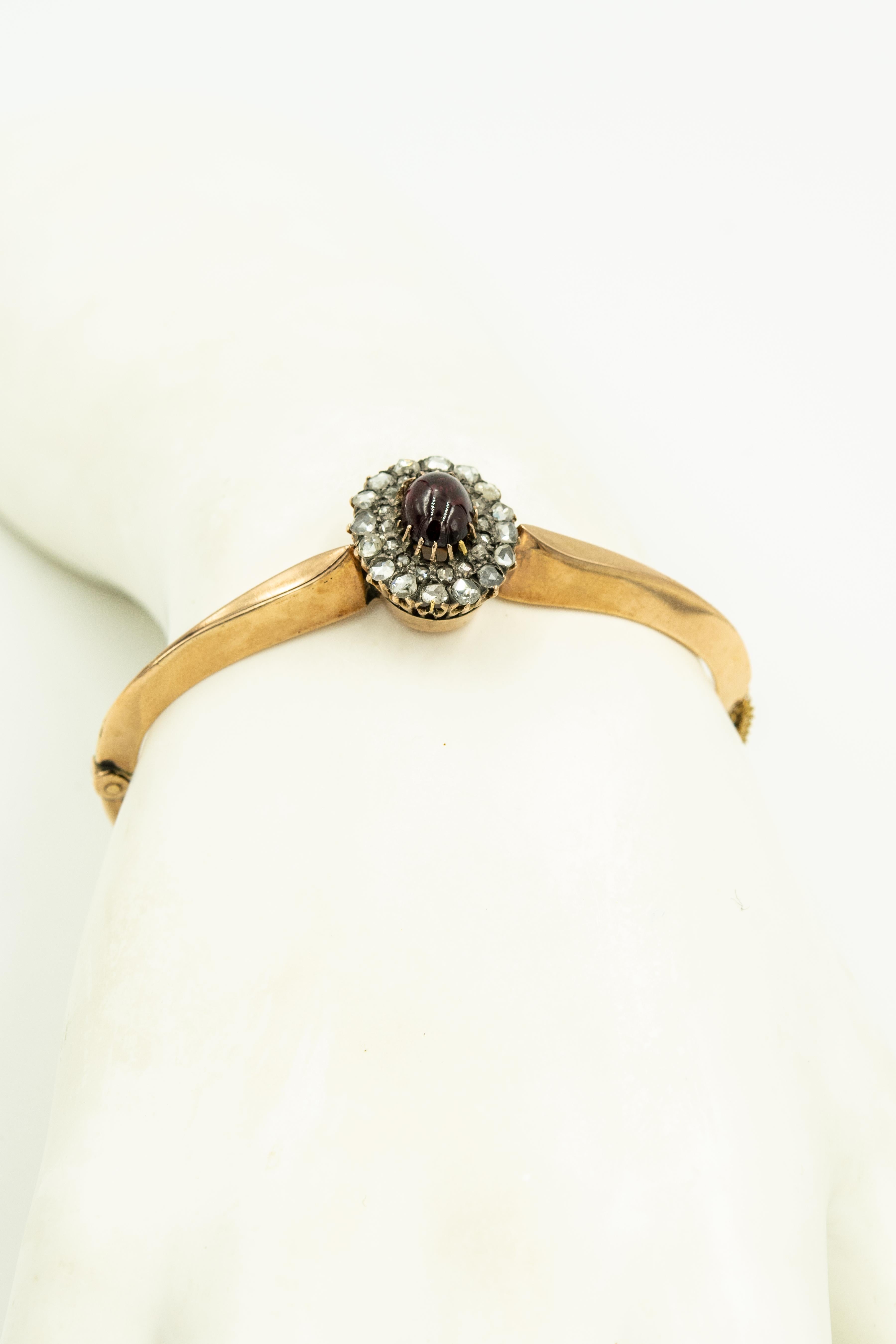 Antique Victorian Garnet Rose Cut Diamond Gold Bangle Bracelet For Sale 3
