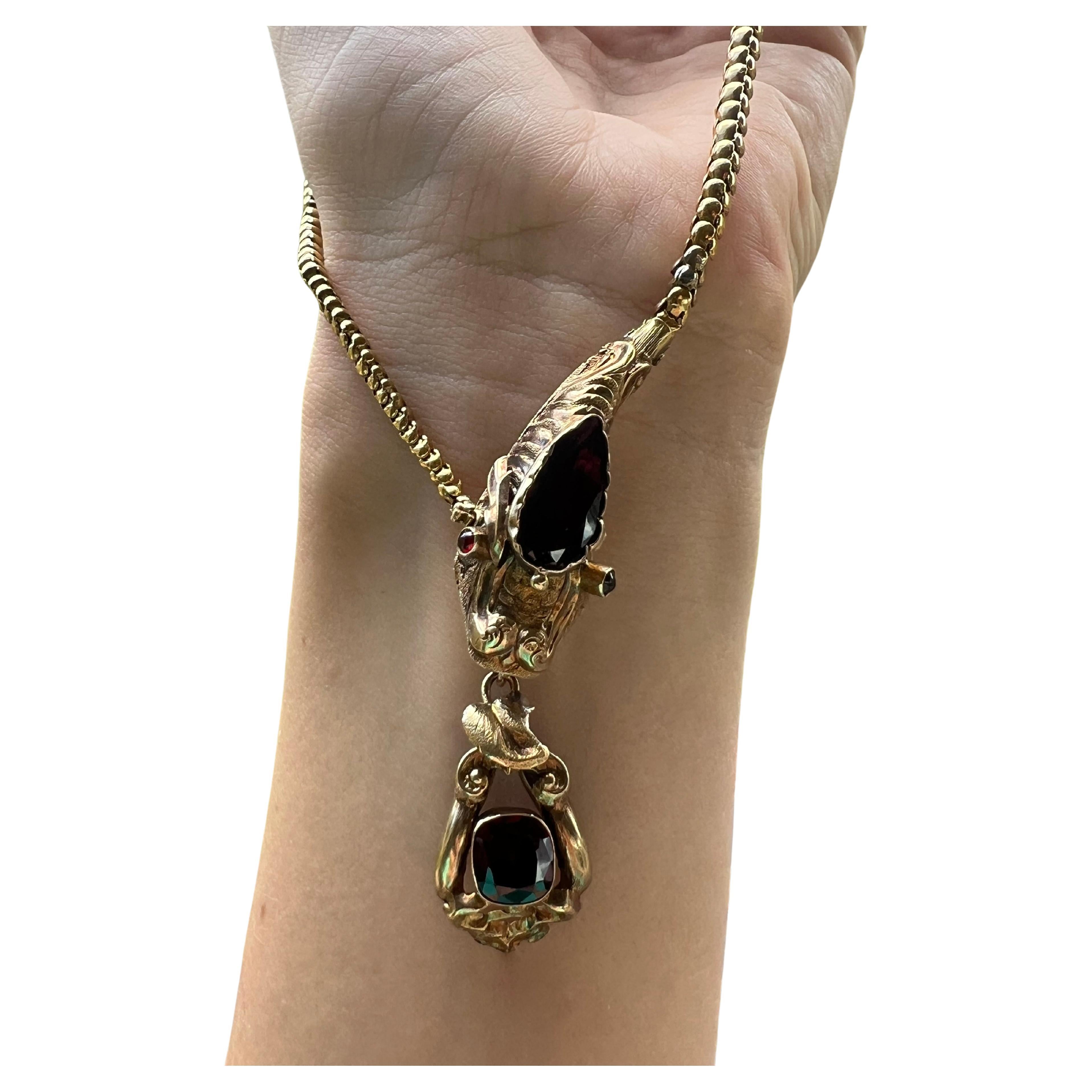 Antique Victorian Garnet Snake Necklace In Good Condition For Sale In Morgan, UT