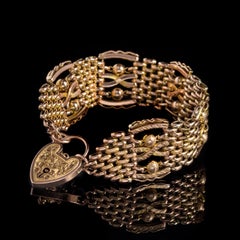 Antique Victorian Gate Bracelet 9 Carat Rose Gold Heart Padlock, circa 1880