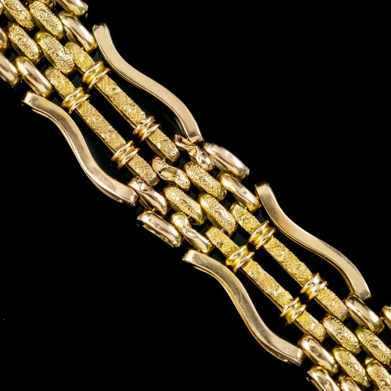 Antique Victorian Gate Bracelet in 9 Carat Gold with Heart Padlock ...