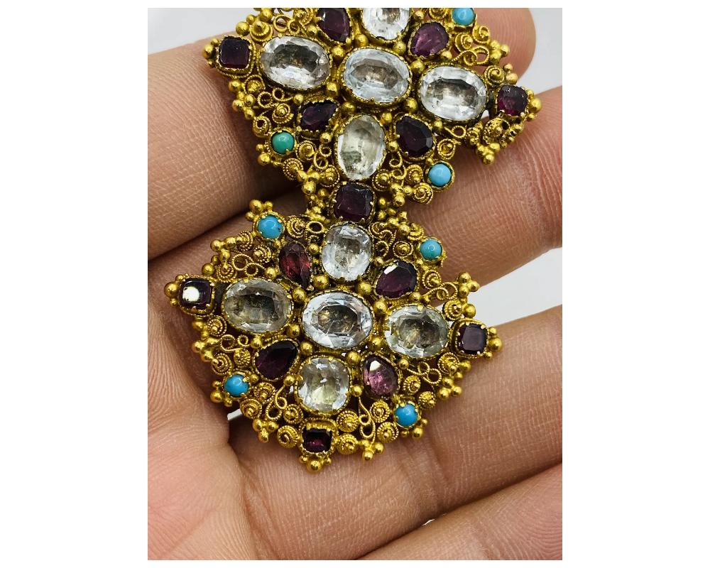 Round Cut Antique Victorian Gemstone Garnet Sapphire 18k Gold Brooch