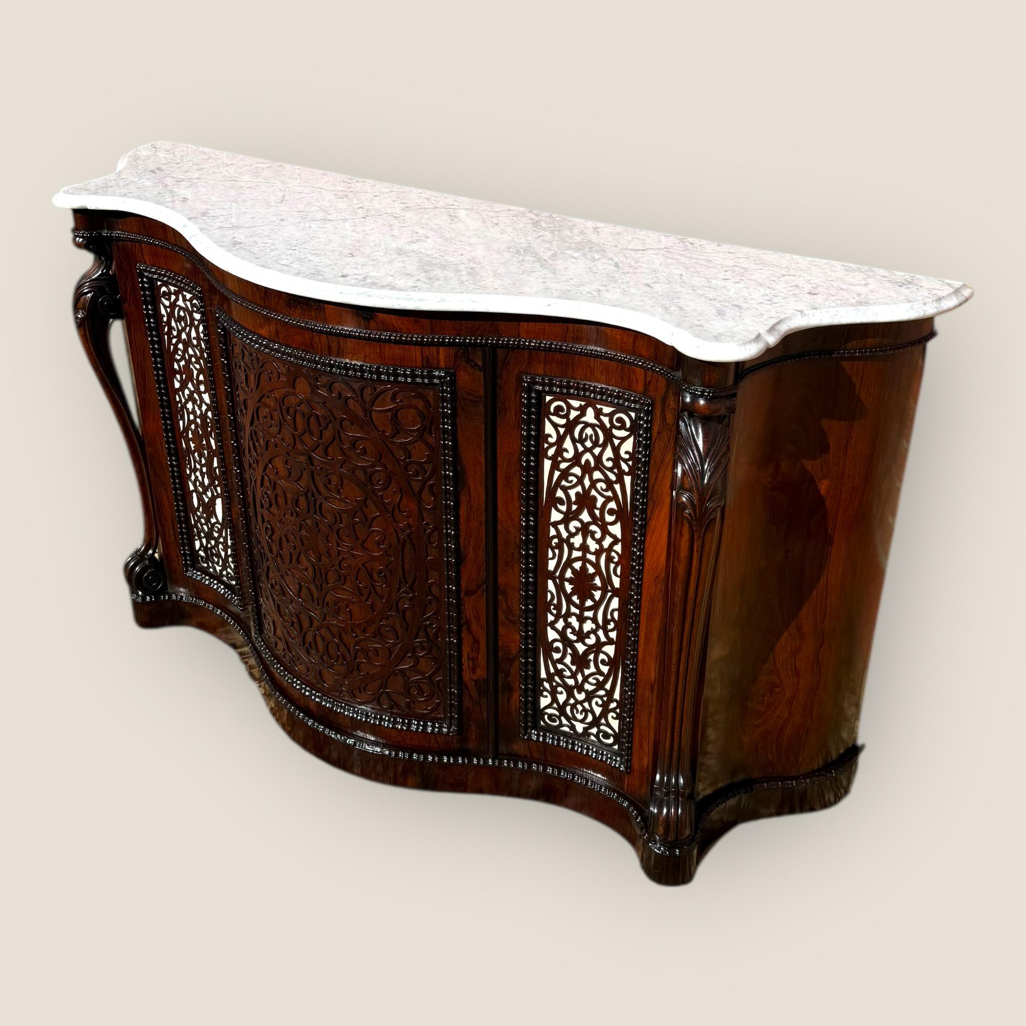 Antique Victorian Gillows Rosewood Credenza Sideboard – Serpentine Marble Top en venta 7
